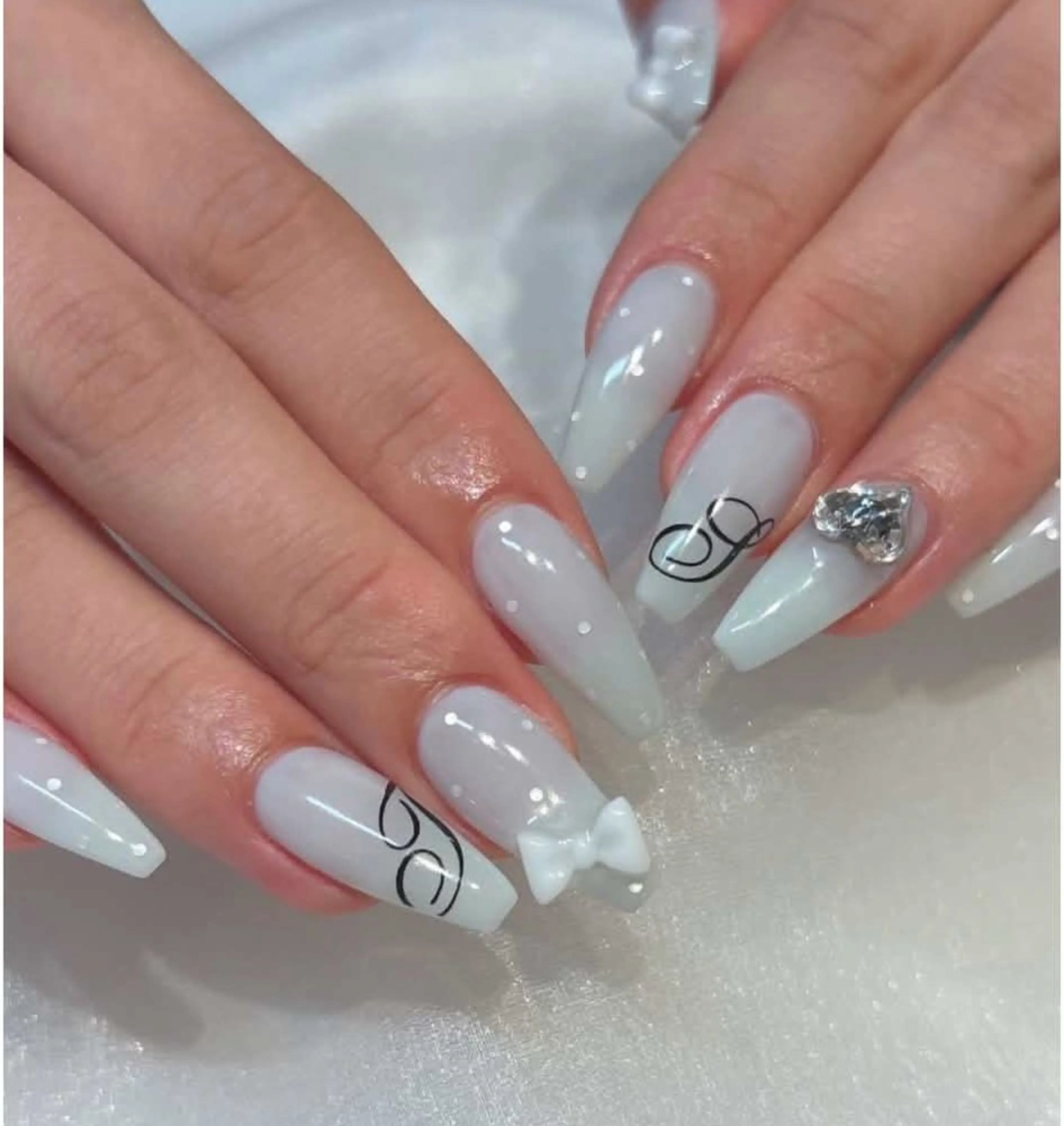 ネイル アートネイル スカルプネイル ストーンネイル ネイルチップ ハンドネイル Suka Nailのネイルデザイン