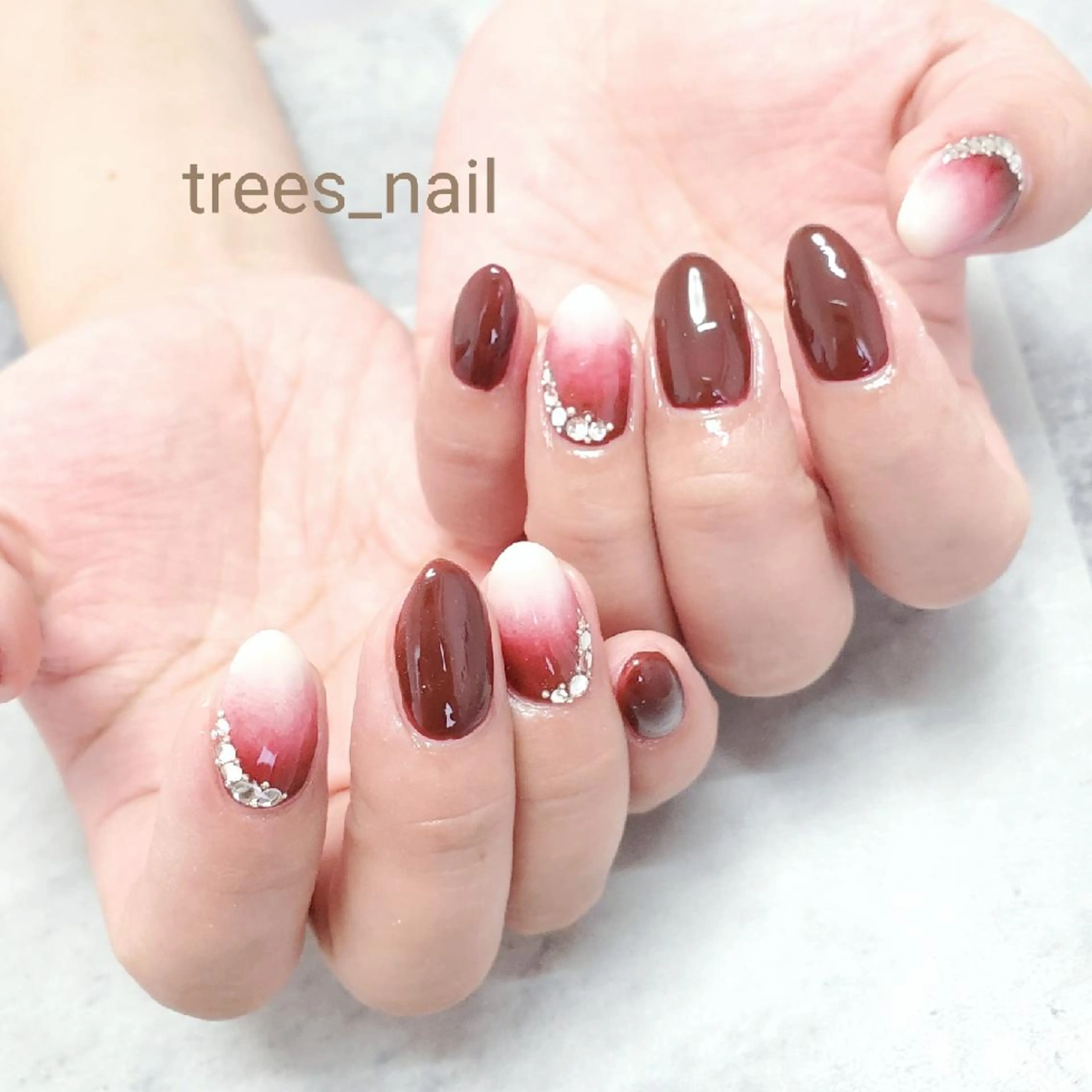 ネイル trees_ nailのネイルデザイン