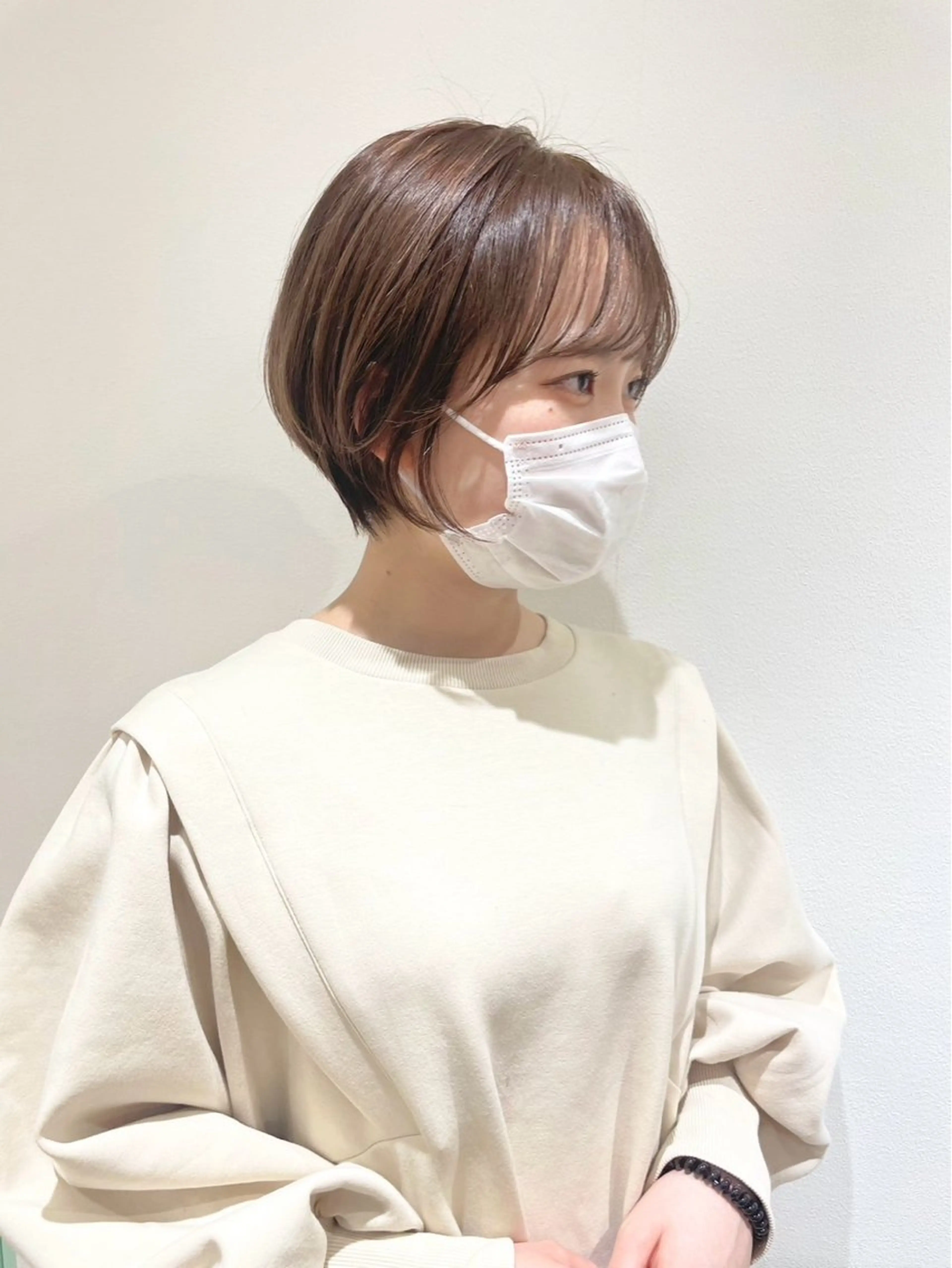 ショート ショートボブ ショートレイヤー ボブ レイヤーカット ショートヘア jyui/原宿 ハイトーン/デザインのヘアスタイル