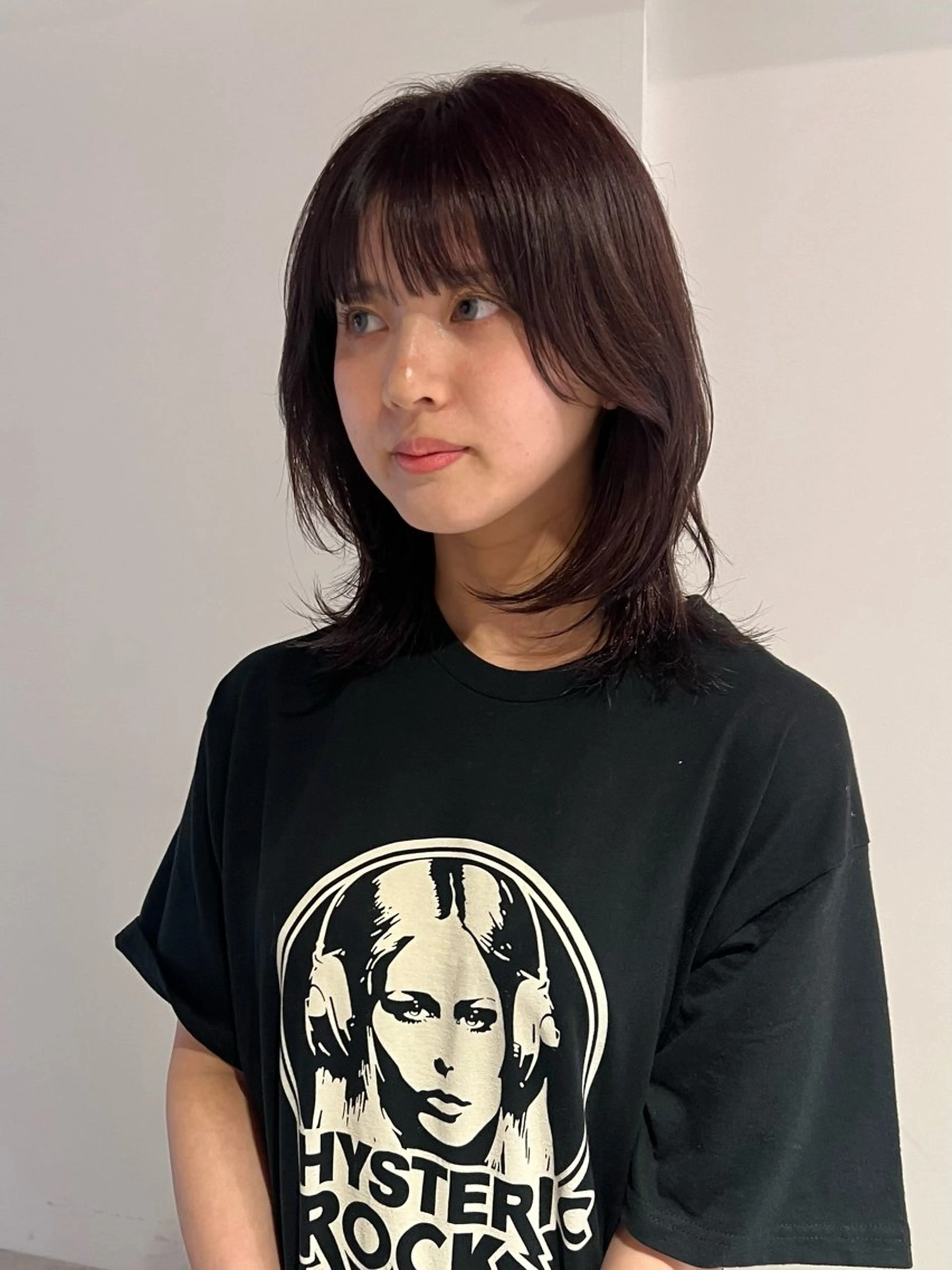 ミディアム カラー ブリーチ ブラウンカラー io濱川 遥のヘアスタイル