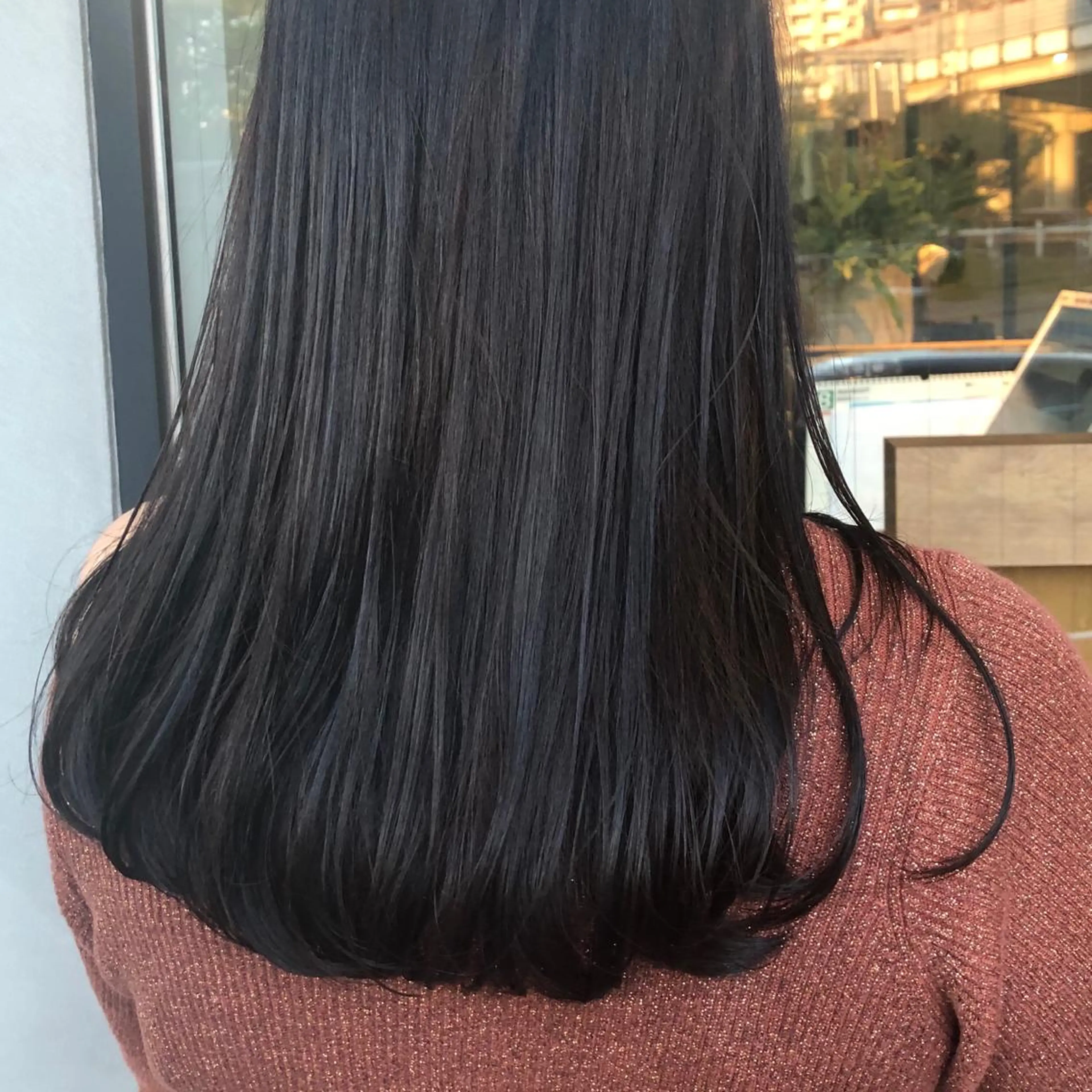 ロング カラー akane .のヘアスタイル