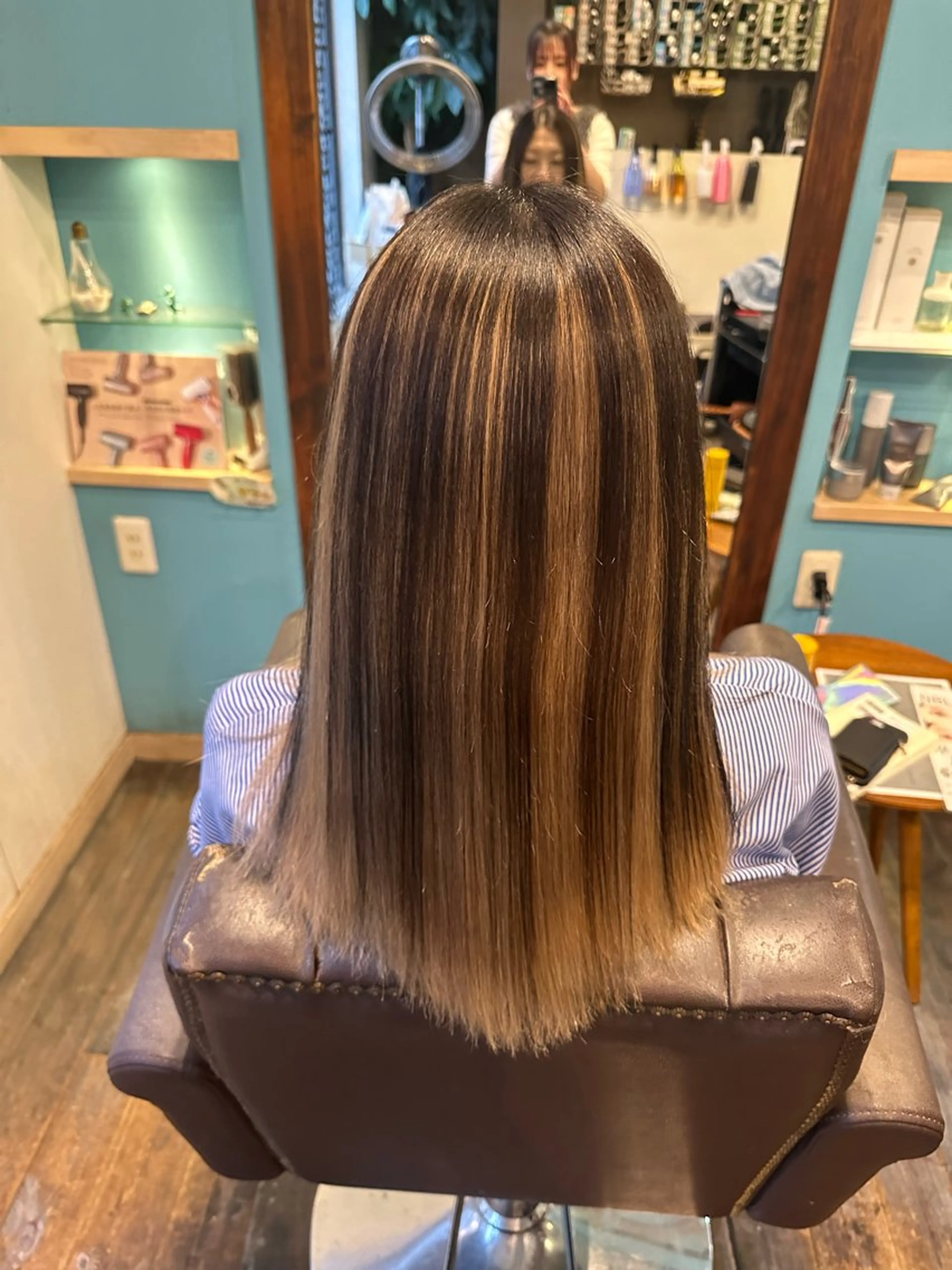 ロング カラー ヘアカラー 安達 望のヘアスタイル