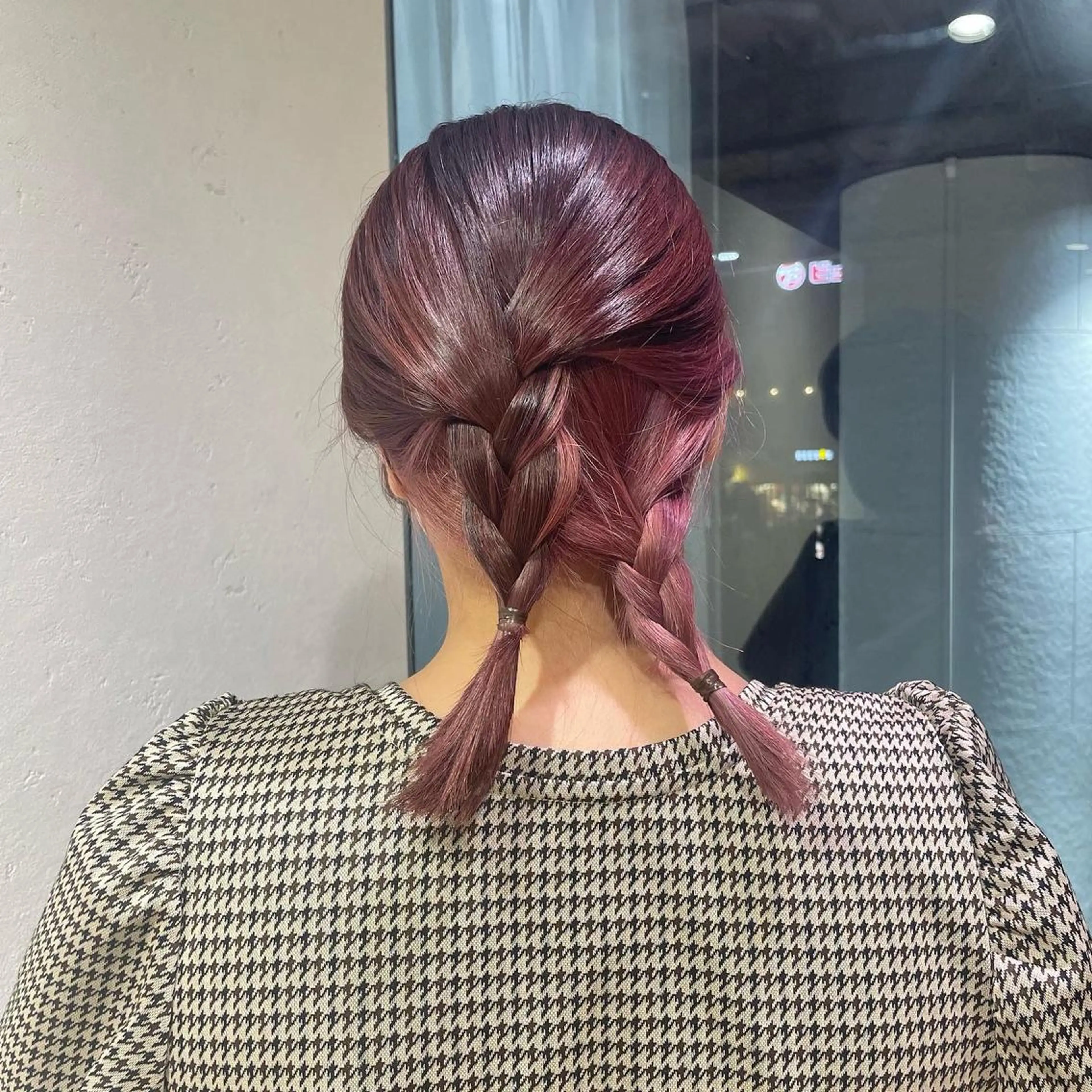 ミディアム 前田 菜奈子のヘアスタイル