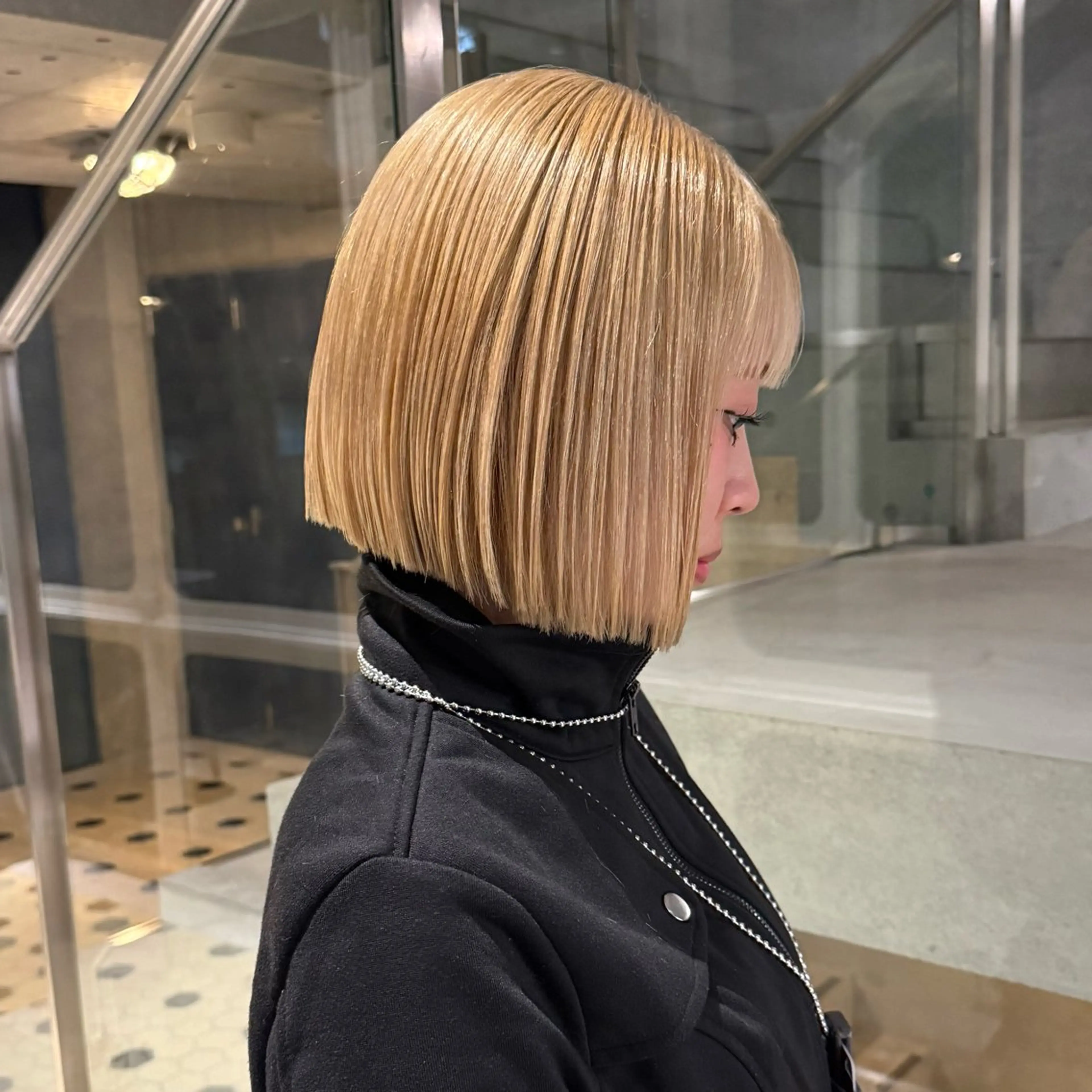 カラー RINA .のヘアスタイル