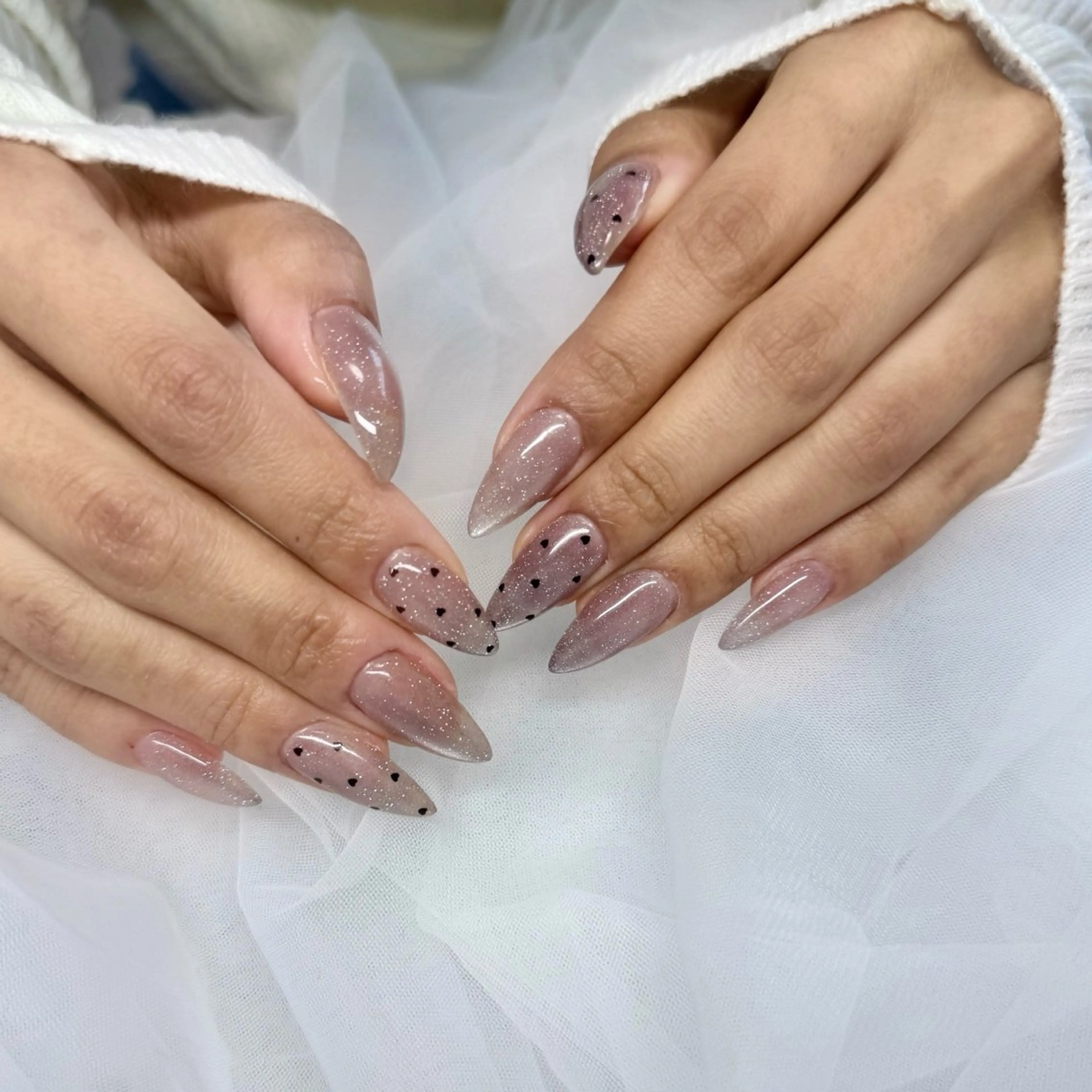 ネイル ハンドネイル ﾊﾗ ｱｲｶのネイルデザイン