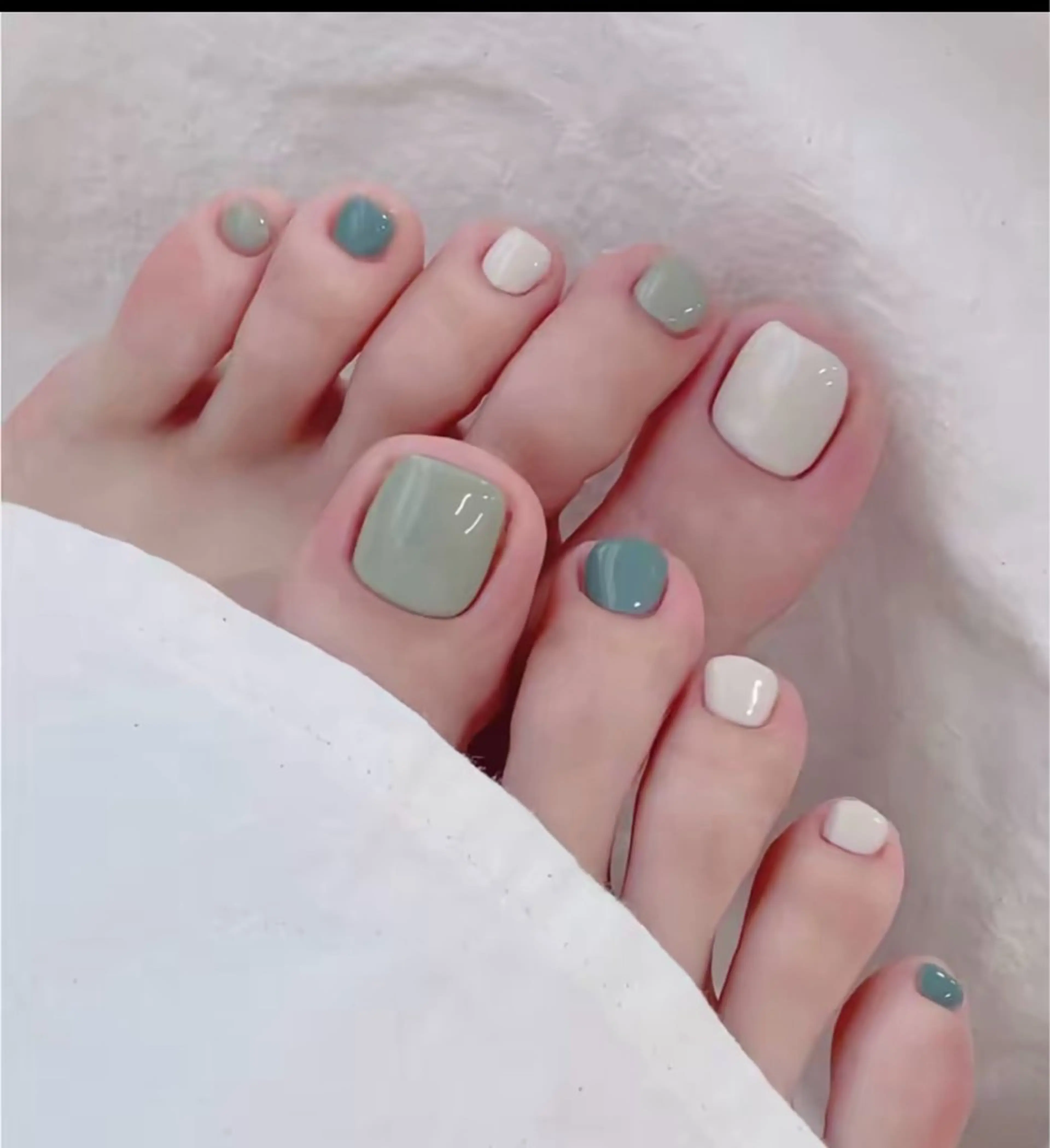 AURA NAIL🎀💅のネイルデザイン