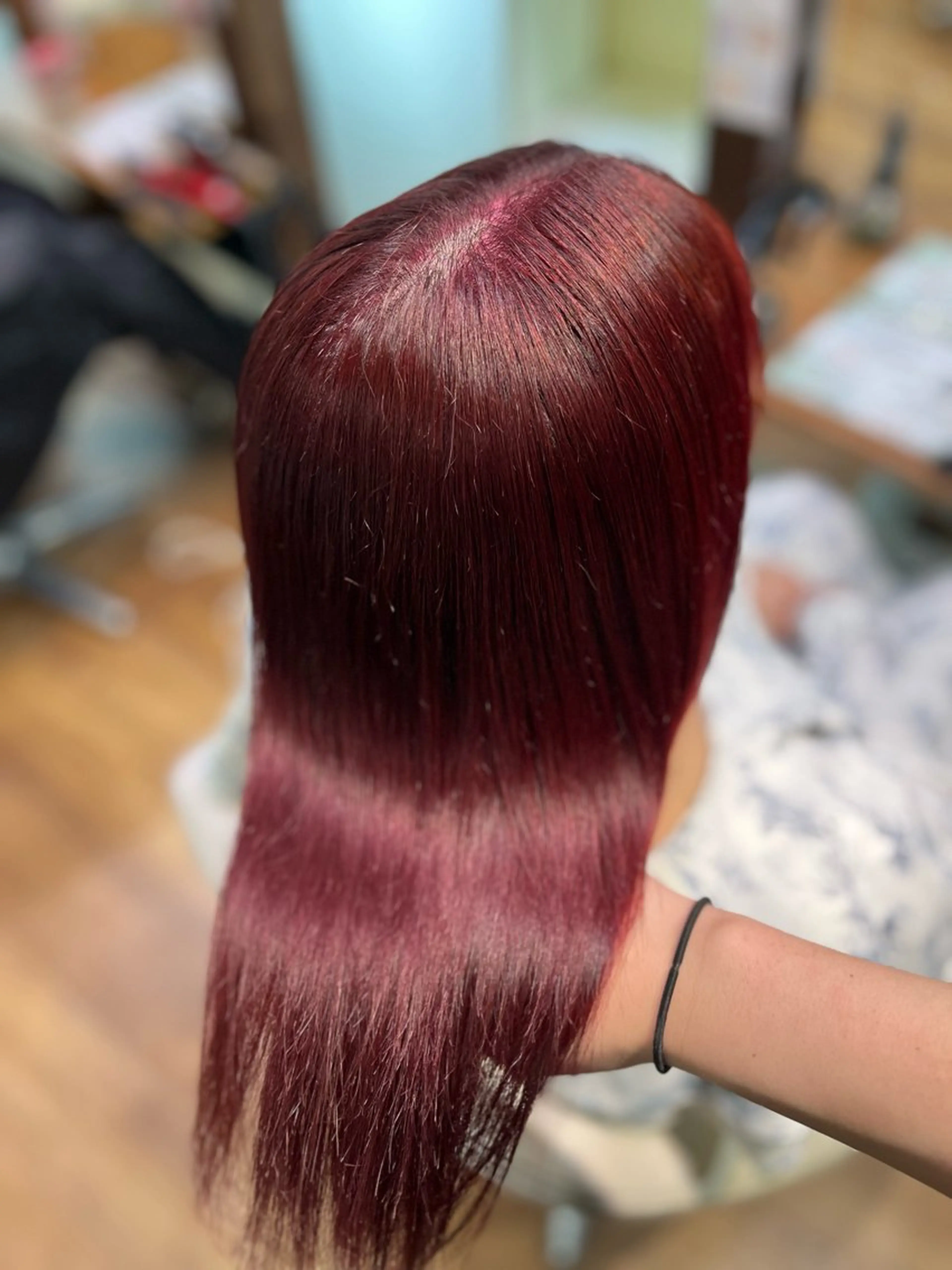 ミディアム カラー レッドカラー 縮毛矯正 ぴんく髪の美容師🎀 🖤ゆうなのヘアスタイル