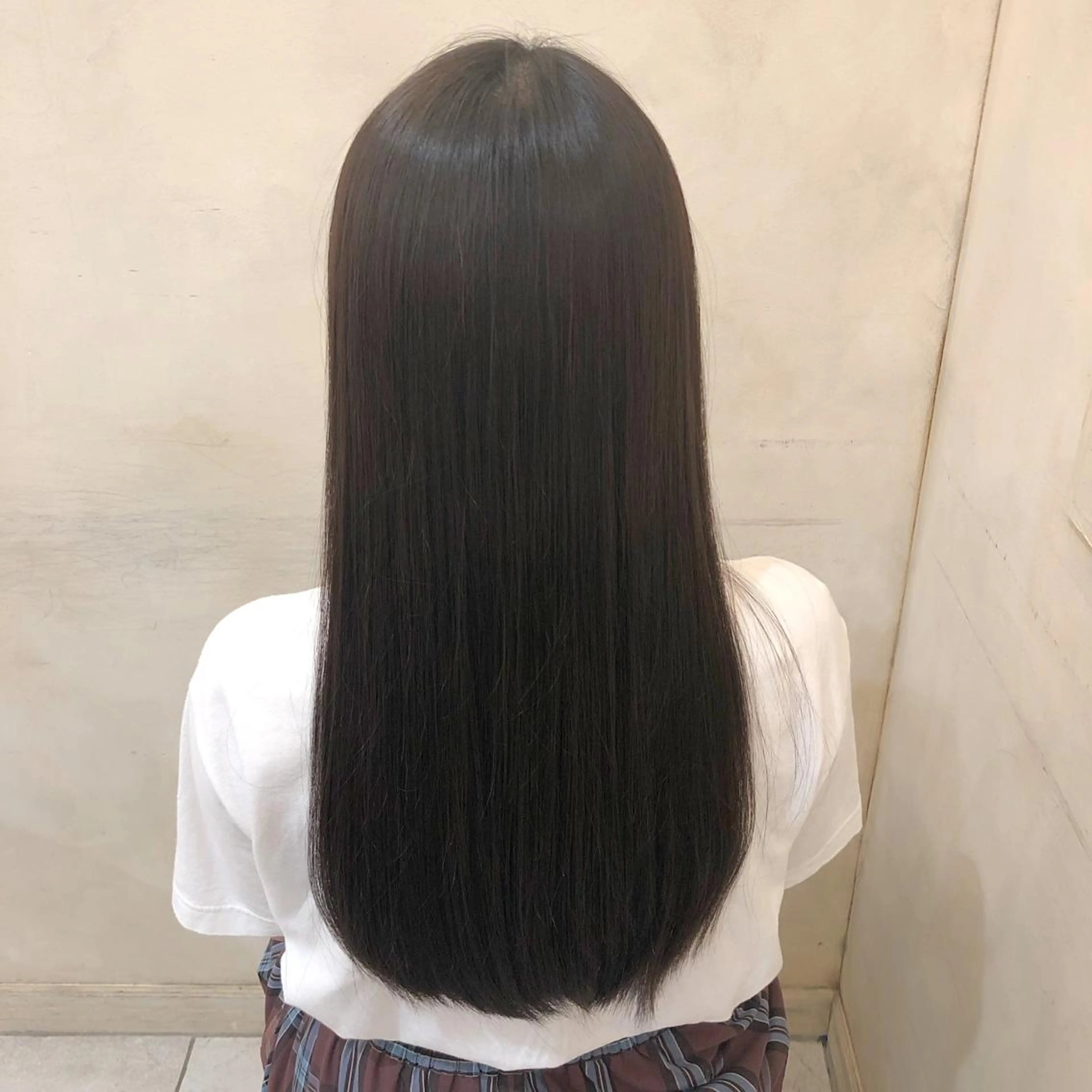 ロング 縮毛矯正 トリートメント kai .のヘアスタイル