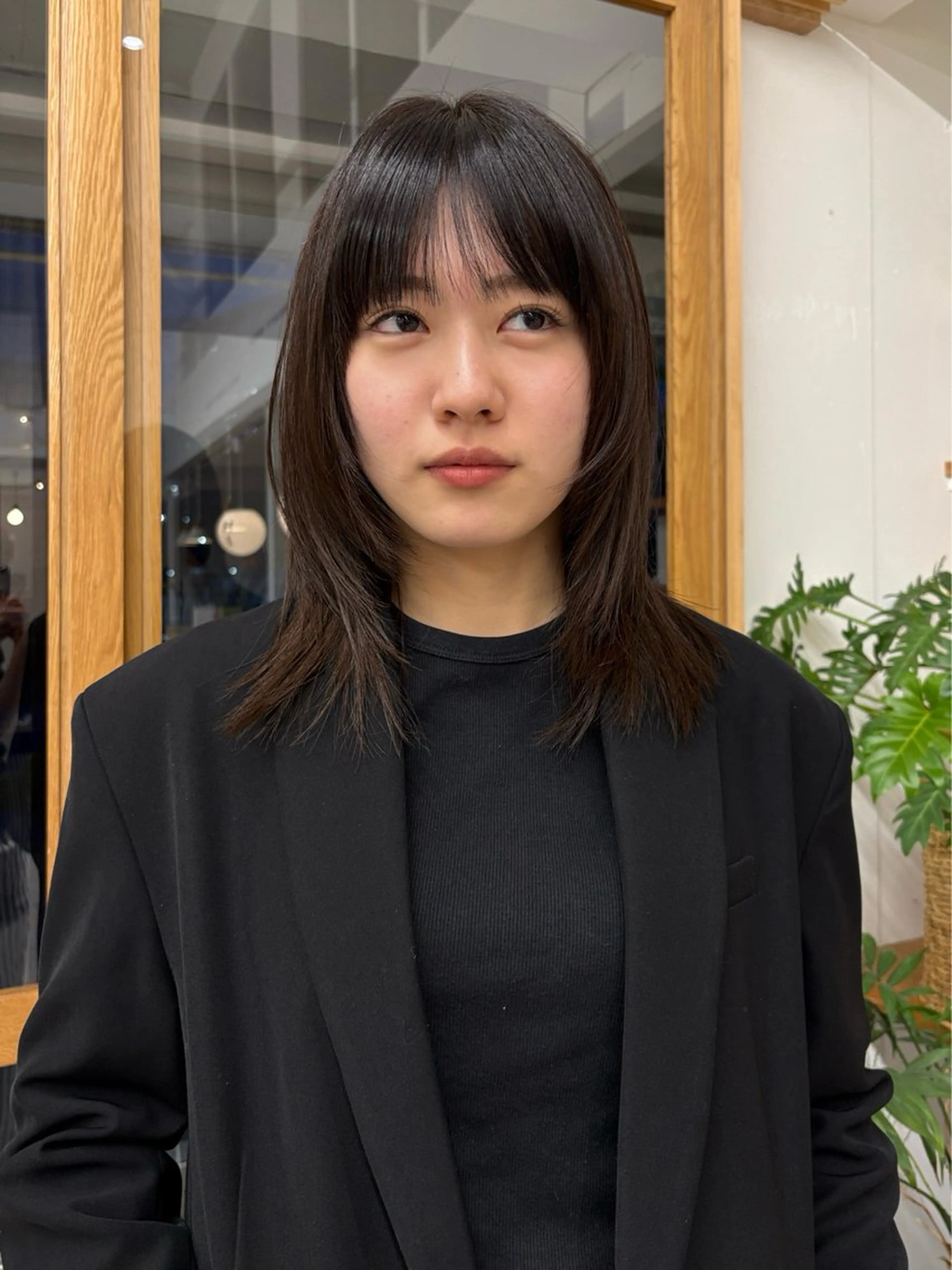 ミディアム レイヤーカット 【HI / YA】 ｓｕｚｕのヘアスタイル