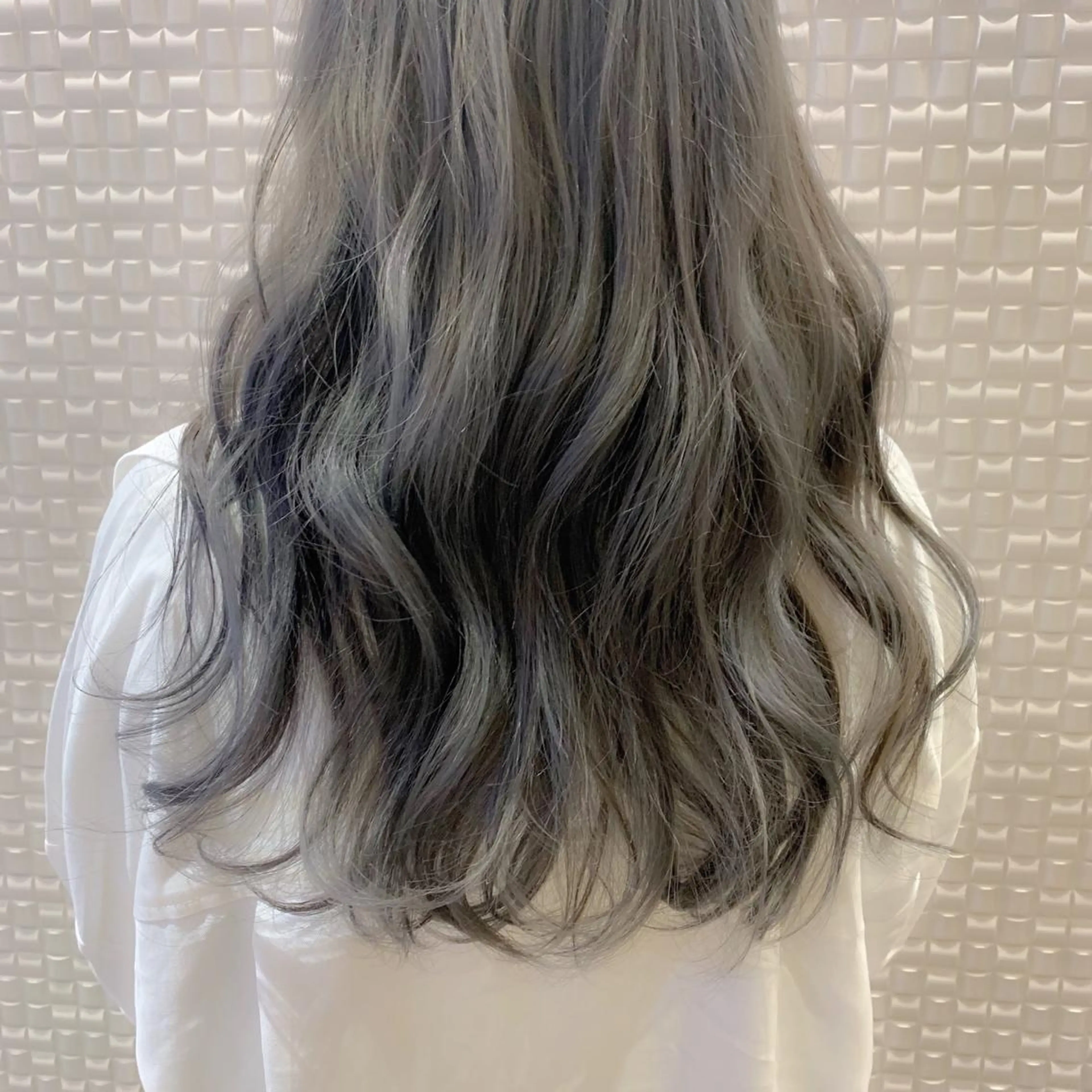 ロング カラー アッシュ ブリーチ GO TODAY SHAiRE SALON所属・𝒢𝒾𝓇𝓁𝓎 ⑅　𝓎𝓊𝓀𝒶のヘアスタイル