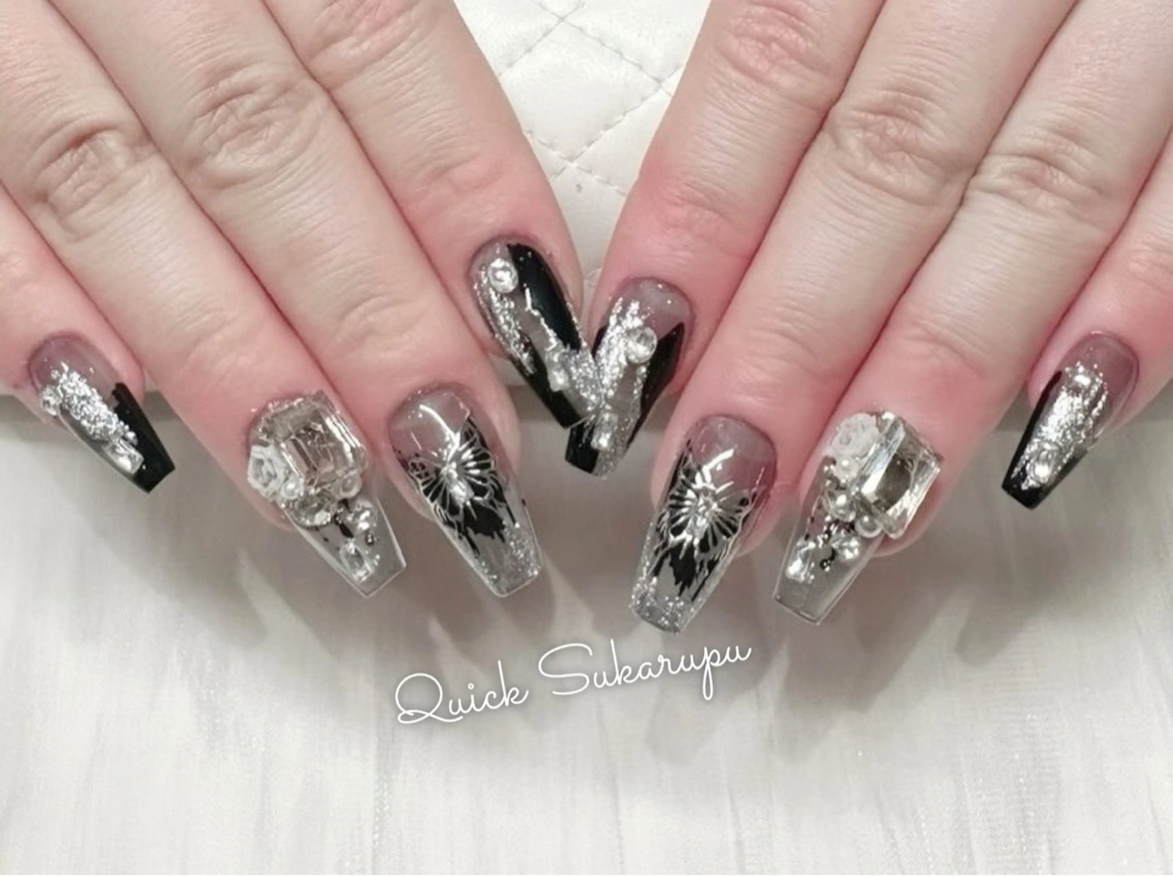 ネイル Quick Sukarupuのネイルデザイン