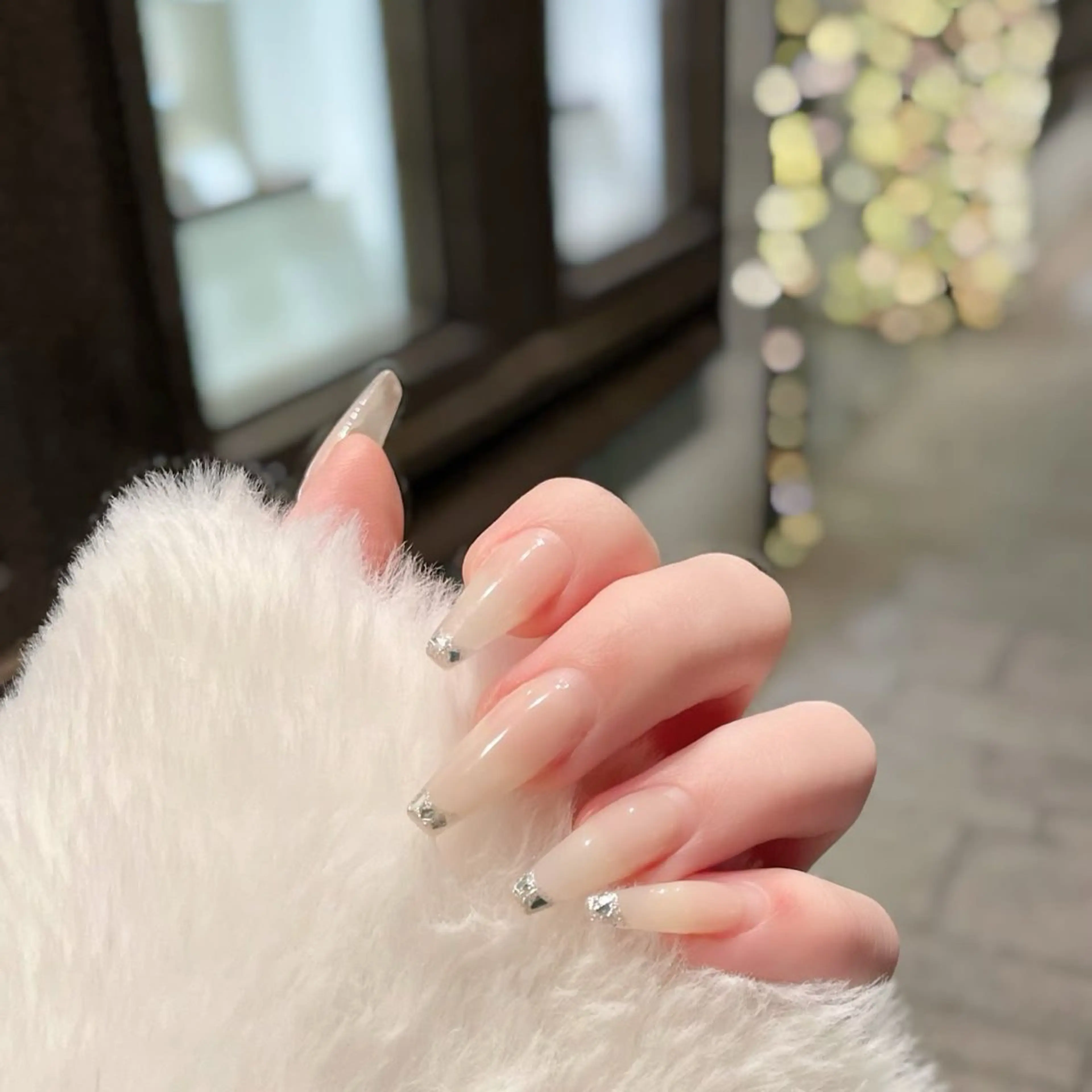 カラー グラデーションカラー ピンクカラー ハンドネイル AIN Nailのネイルデザイン