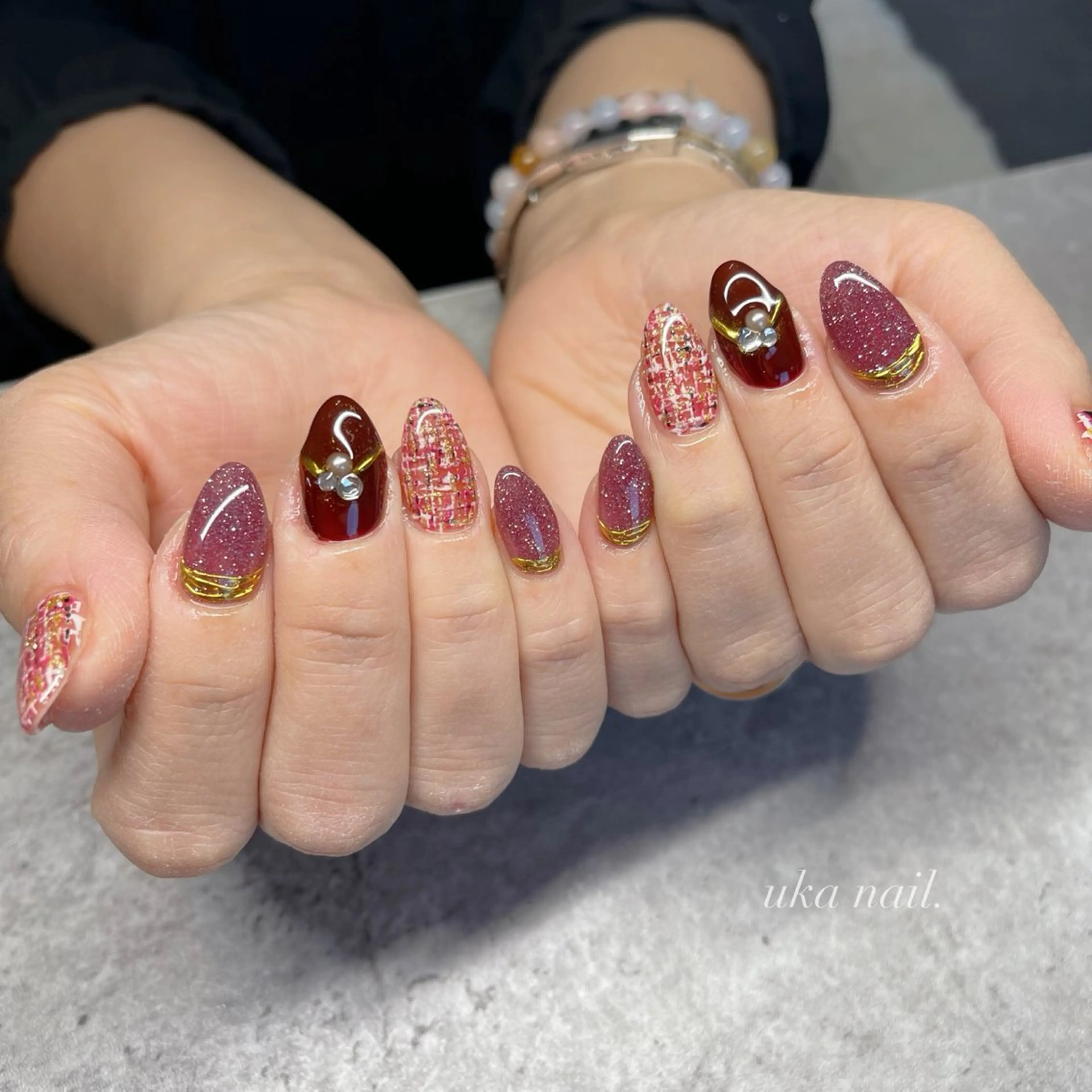 ネイル 赤色 ツイードネイル ハンドネイル uka nailのネイルデザイン