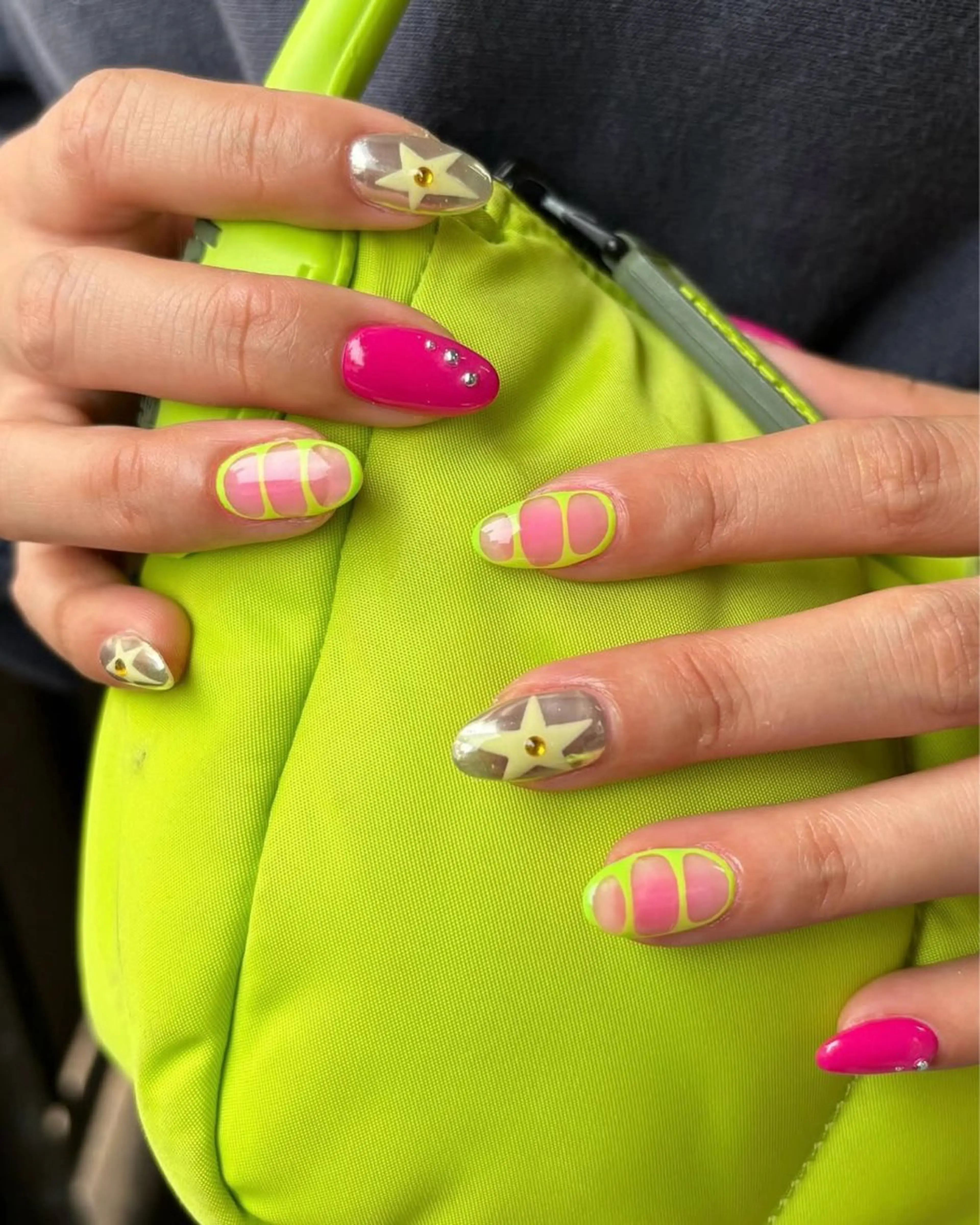 ネイル ハンドネイル 川畑 朱華のネイルデザイン