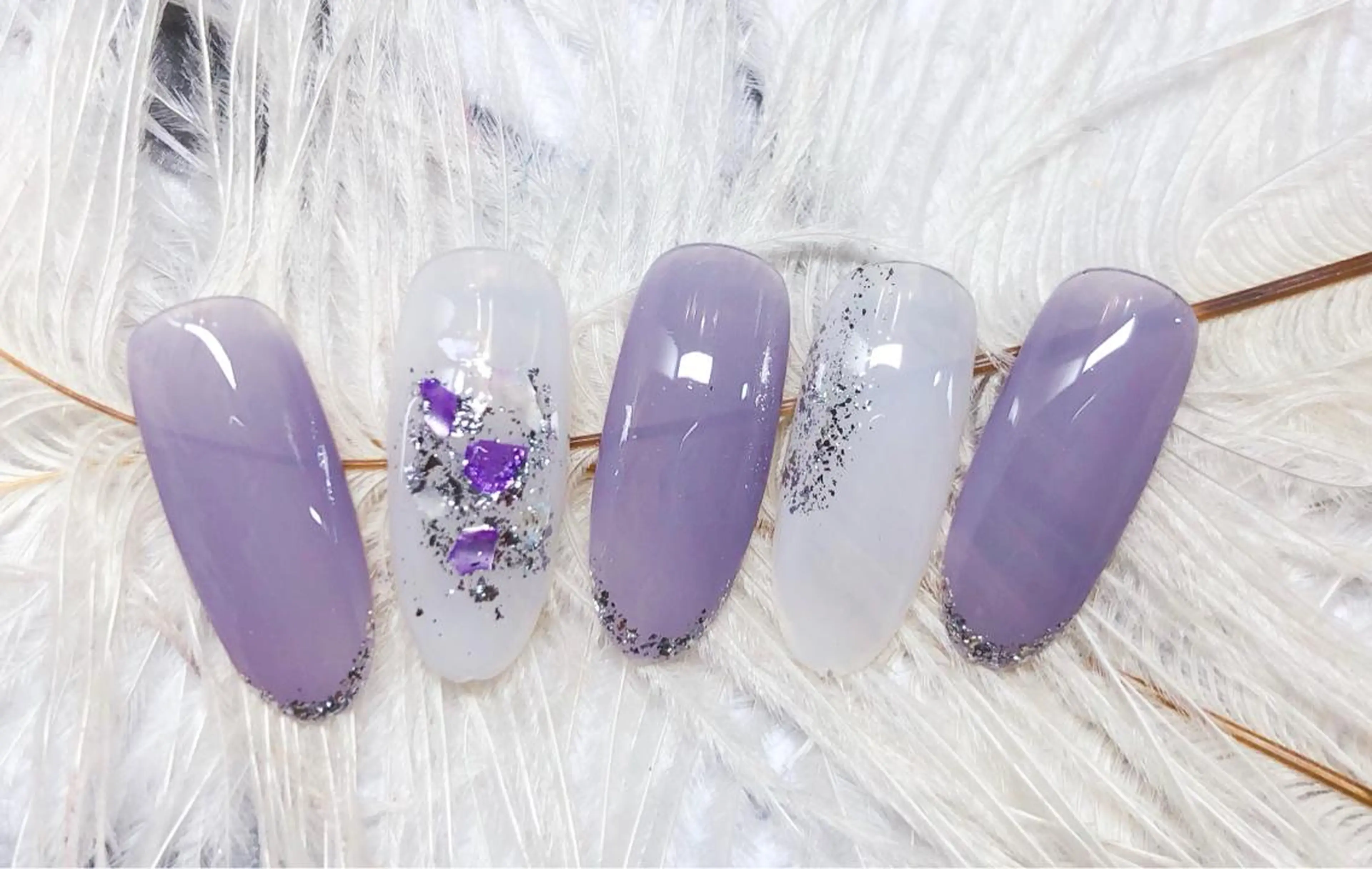 ネイル ハンドネイル マジック ミラーのネイルデザイン