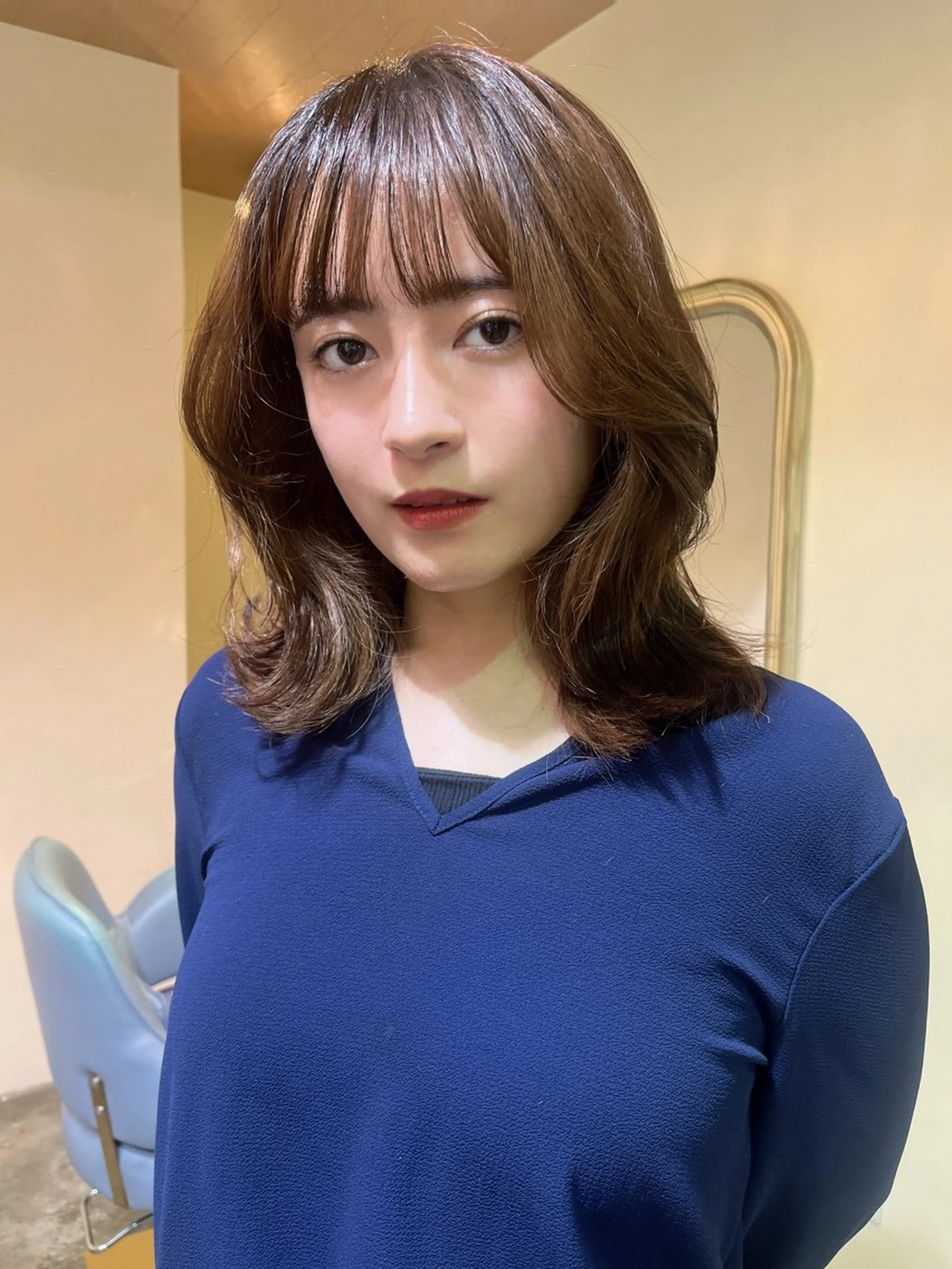 ミディアム ミディアムレイヤー くびれヘア レイヤーカット カットモデル募集🤍 🐇anzuのヘアスタイル