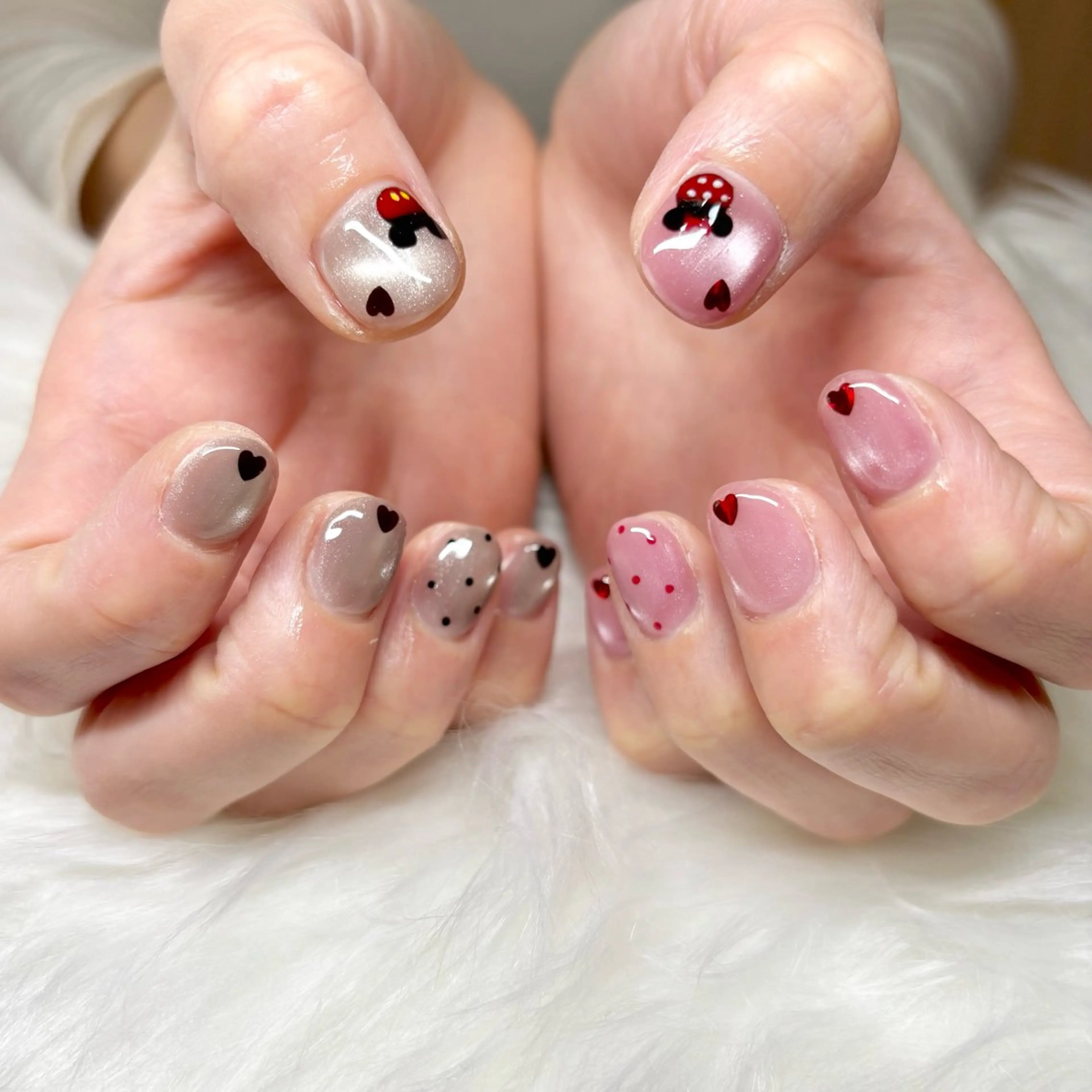 ネイル チークネイル フットネイル フレンチネイル ジェルネイル ガラスフレンチ ハンドネイル Rimi.+ チナミのネイルデザイン