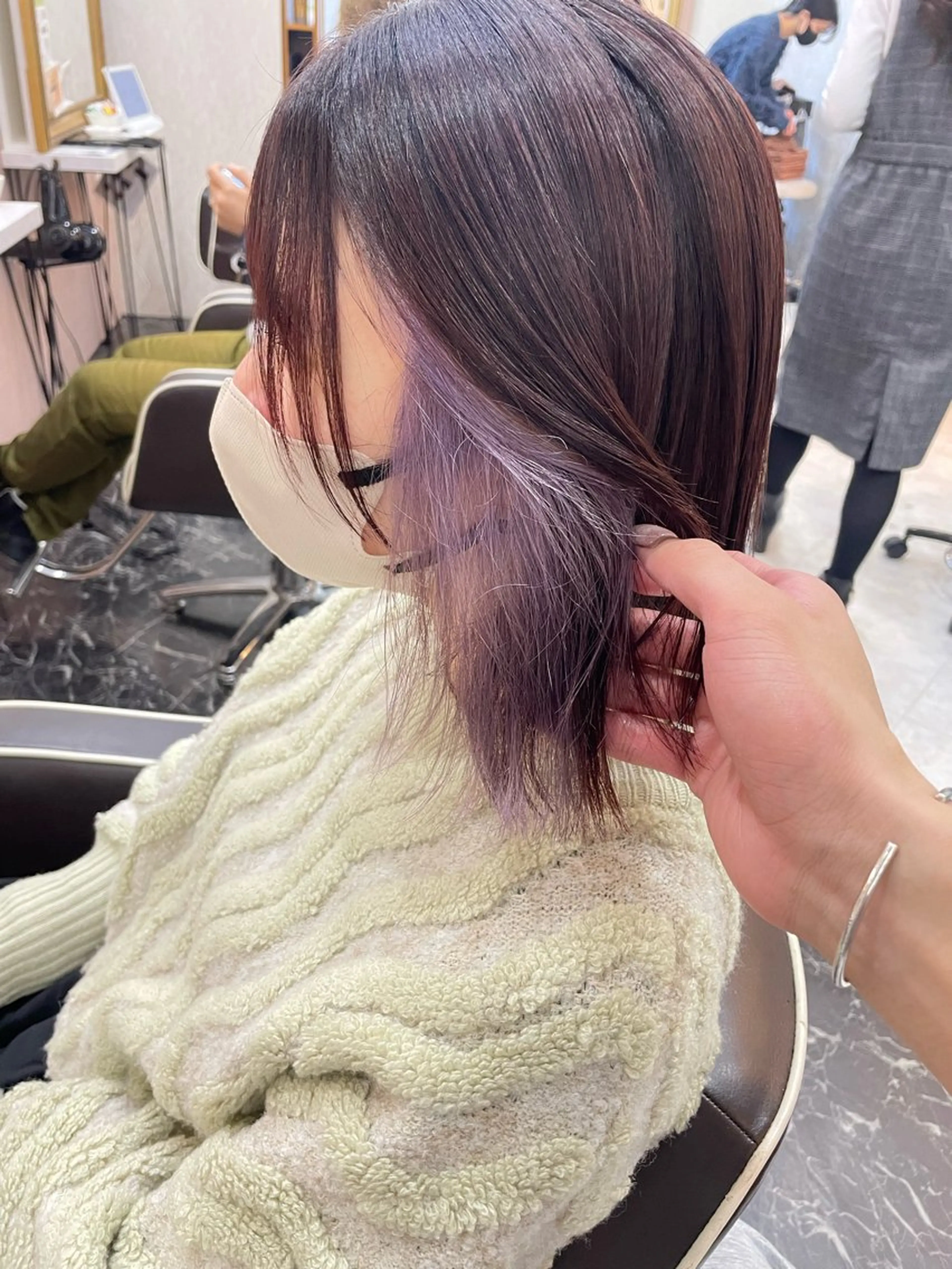 ミディアム カット ヘアカラー 亀川蓮 Agu hairのヘアスタイル