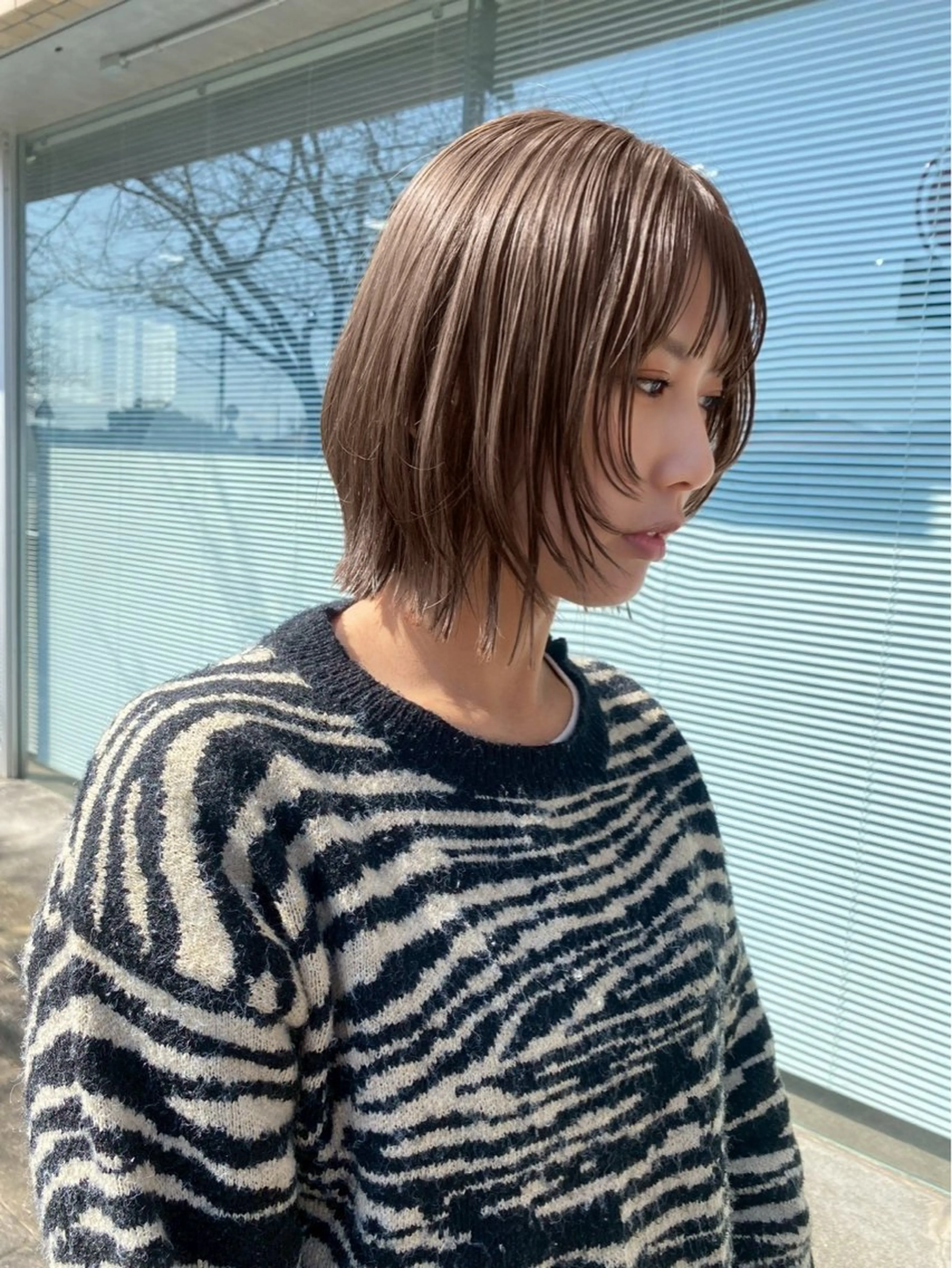 ミディアム カラー ベージュカラー ブリーチ qpula クプラのヘアスタイル