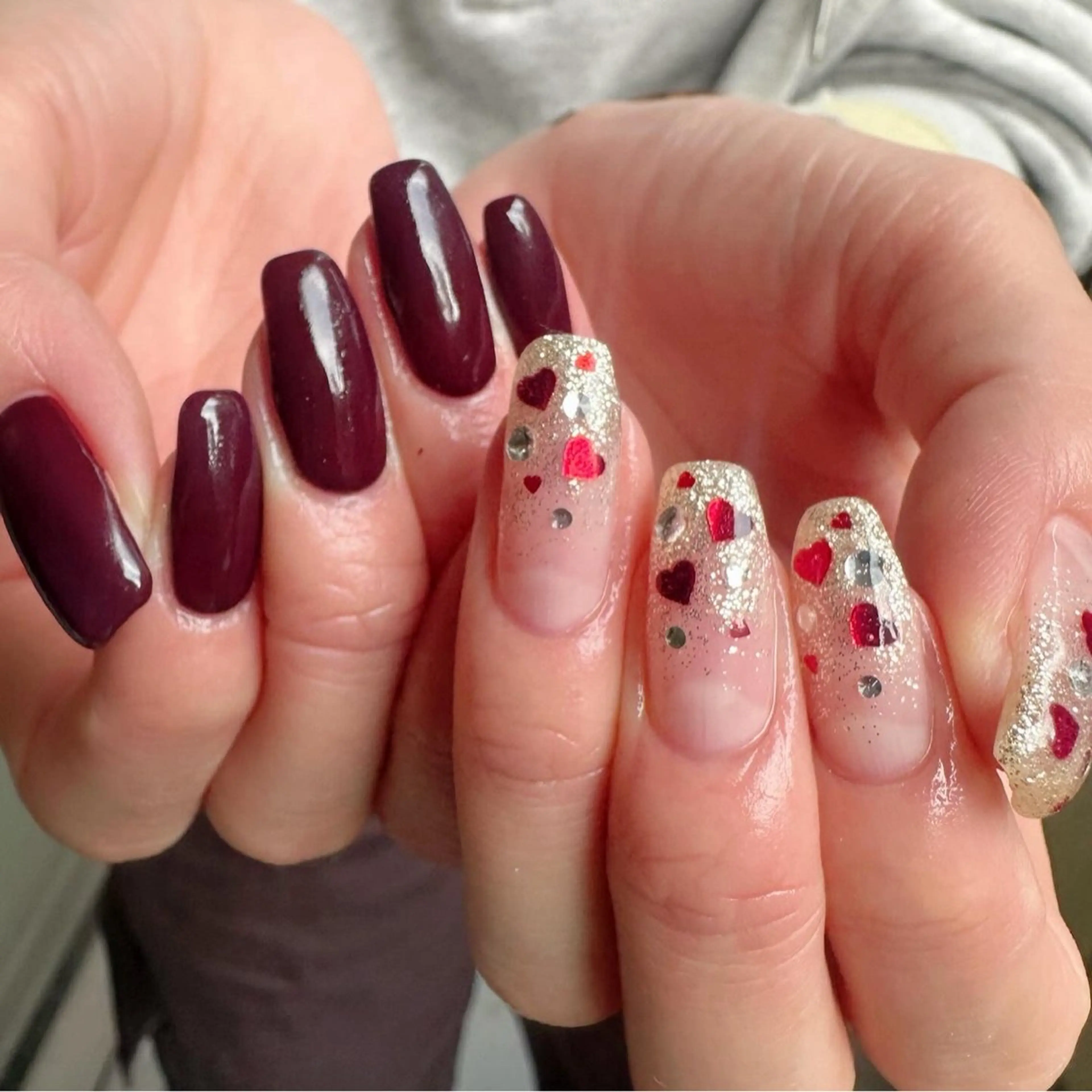 ネイル ボルドー ハート ホログラムネイル 氷ネイル・うるうるネイル 韓国ネイル 🪞KAPE NAIL 🪞のネイルデザイン