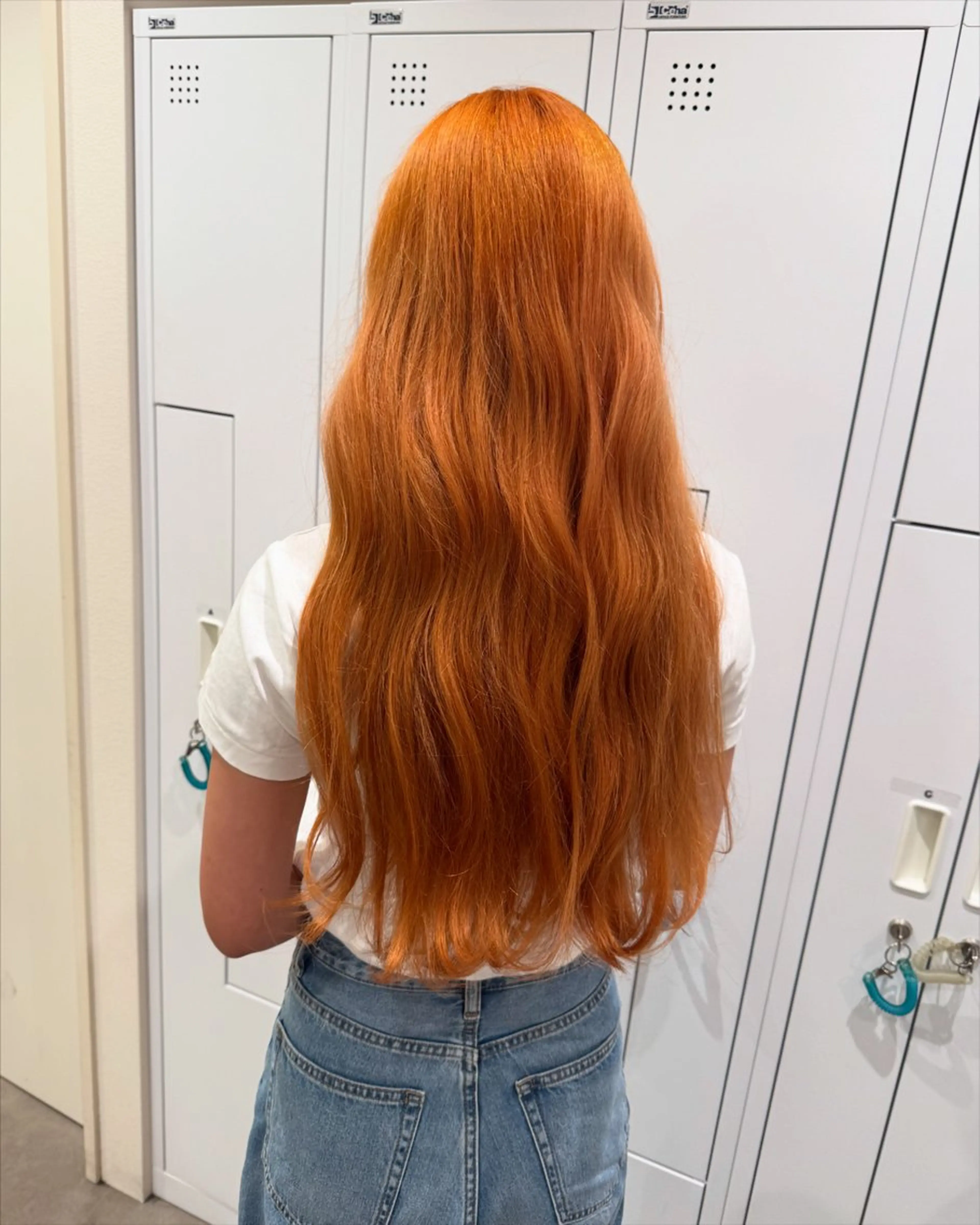 ロング ヘアカラー 松平 拓巳のヘアスタイル