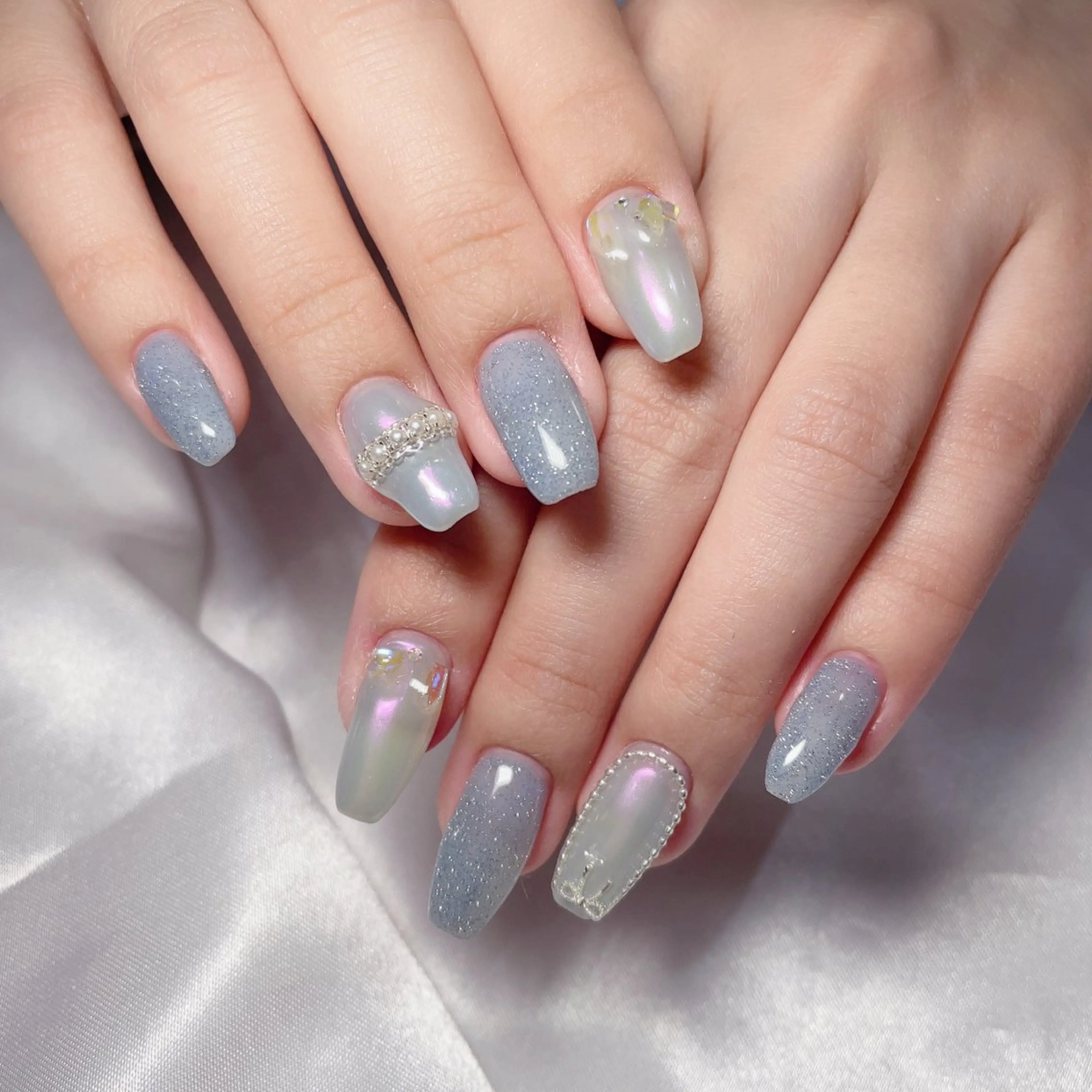 ネイル f  Nail 五日市駅北口のネイルデザイン