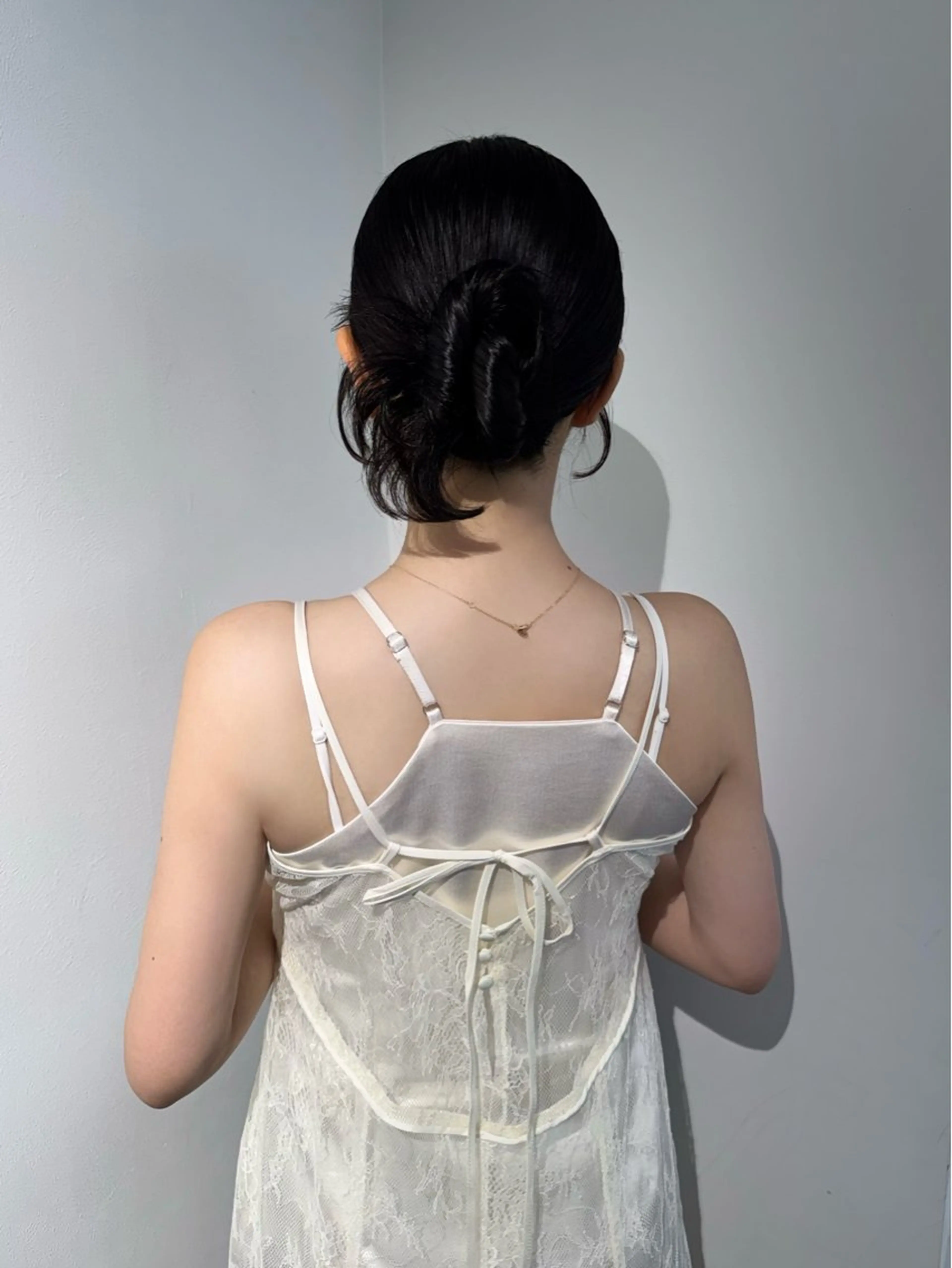 セミロング カラー ヘアアレンジ ヘアセット mina 🌷のヘアスタイル