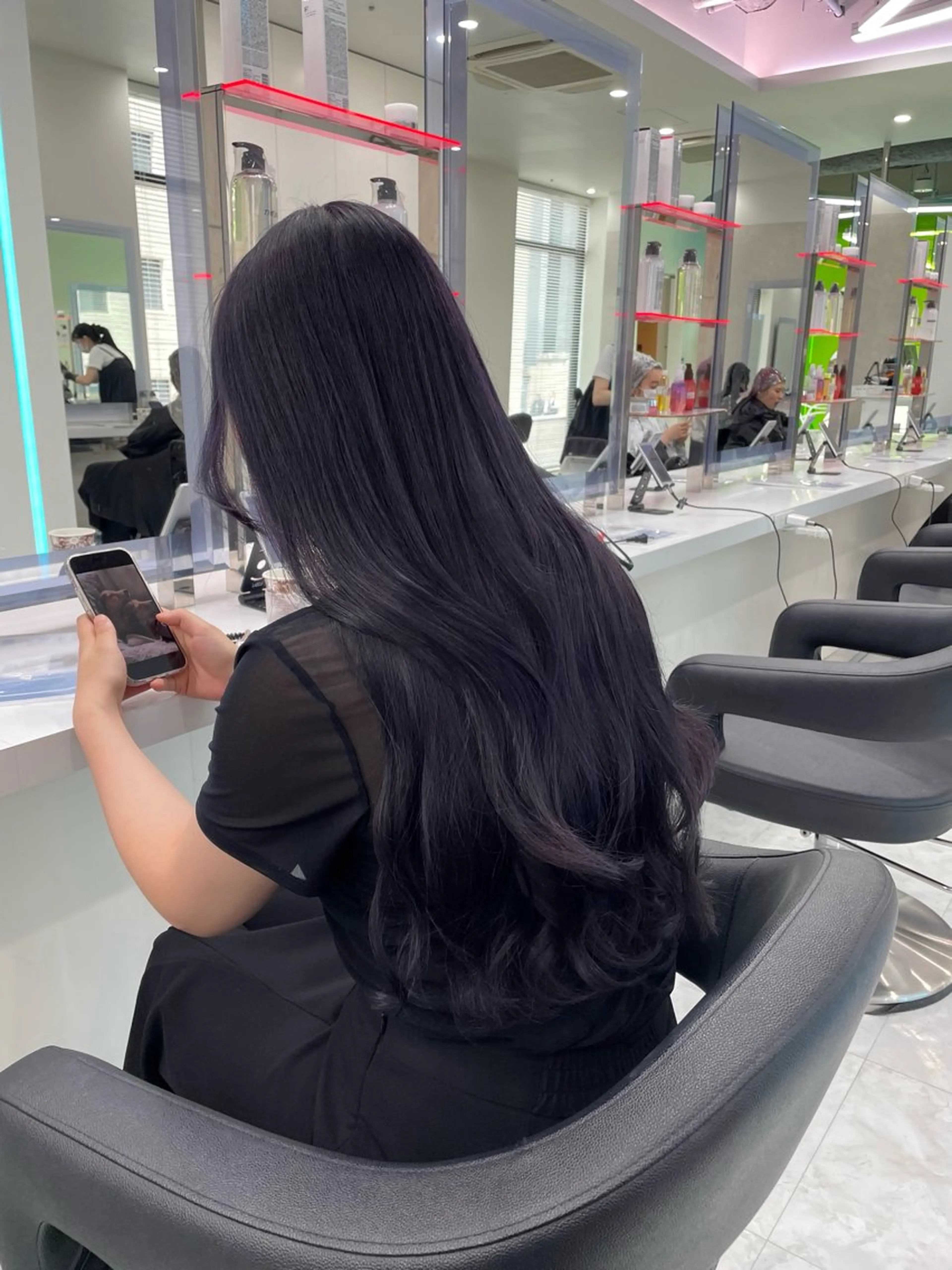 ロング カラー 佐藤 笑瑠のヘアスタイル