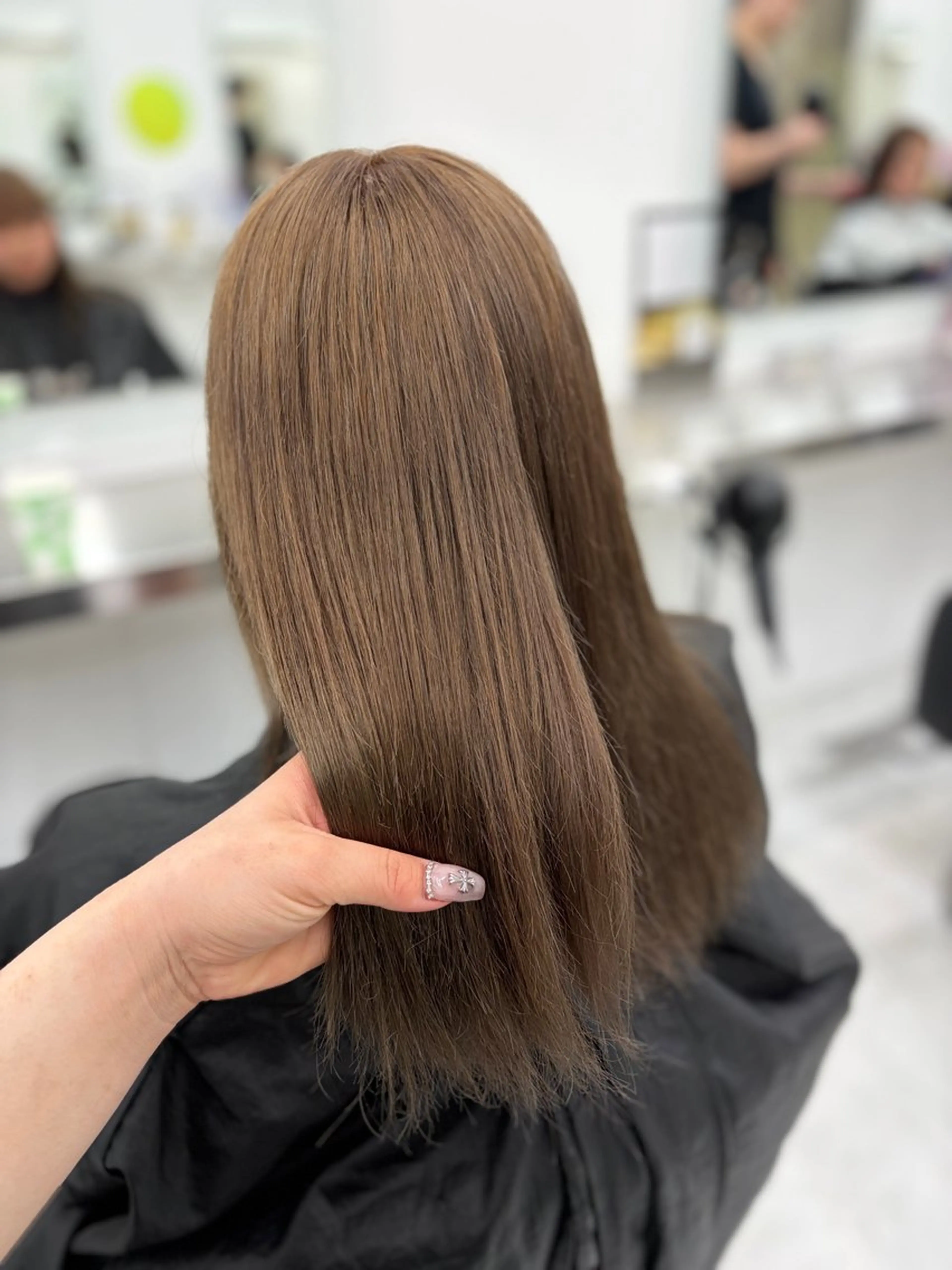 ロング ヘアカラー ヘアセット 艶髪ハイトーンカラー 渋谷🎀ririkaのヘアスタイル