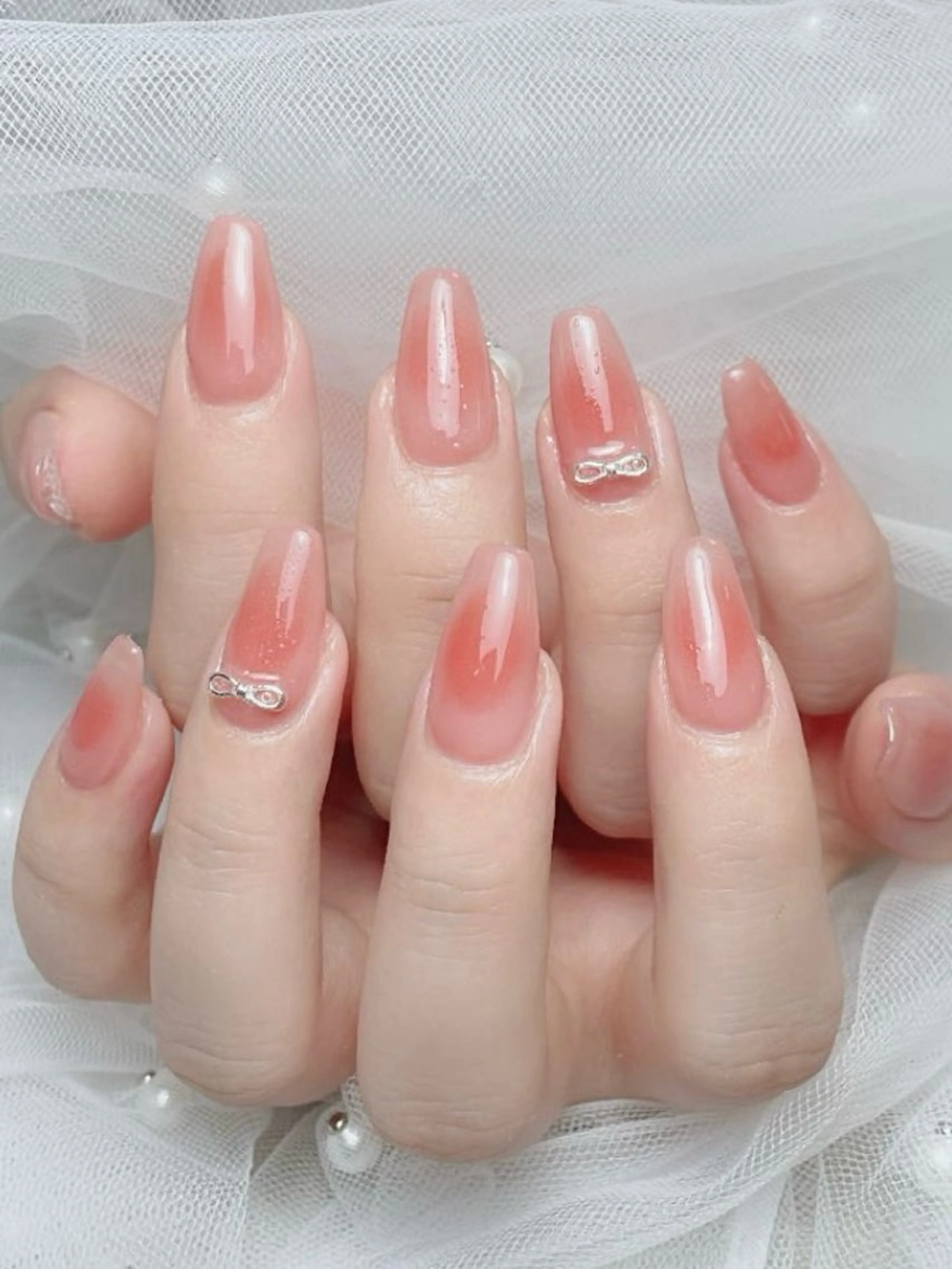 ネイル フレンチネイル ジェルネイル ハート 韓国ネイル マグネットネイル ハンドネイル ネイルサロン lotusのネイルデザイン