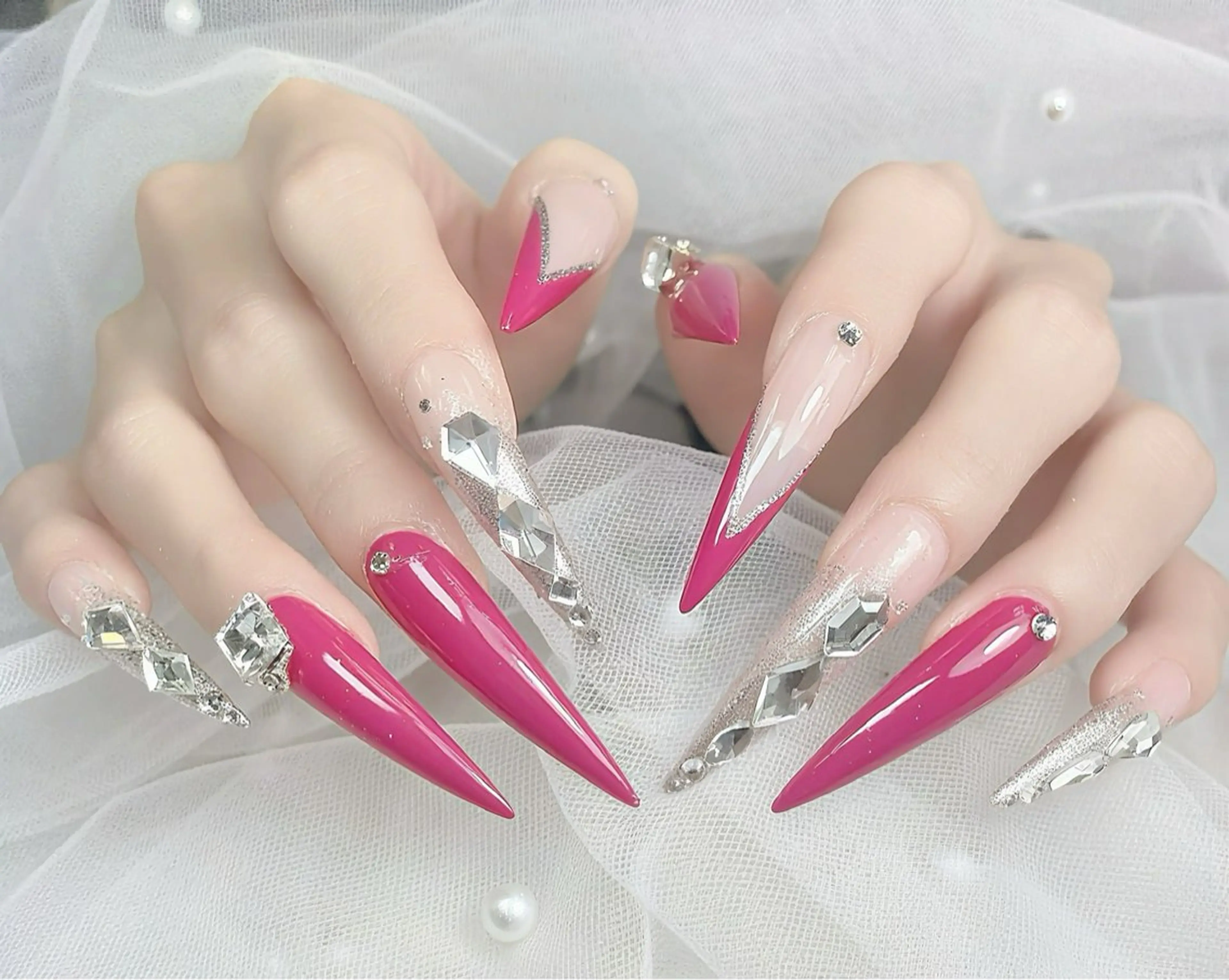 ネイル フレンチネイル ピンク ハンドネイル ハンドケア Gote Kawa nail salonのネイルデザイン