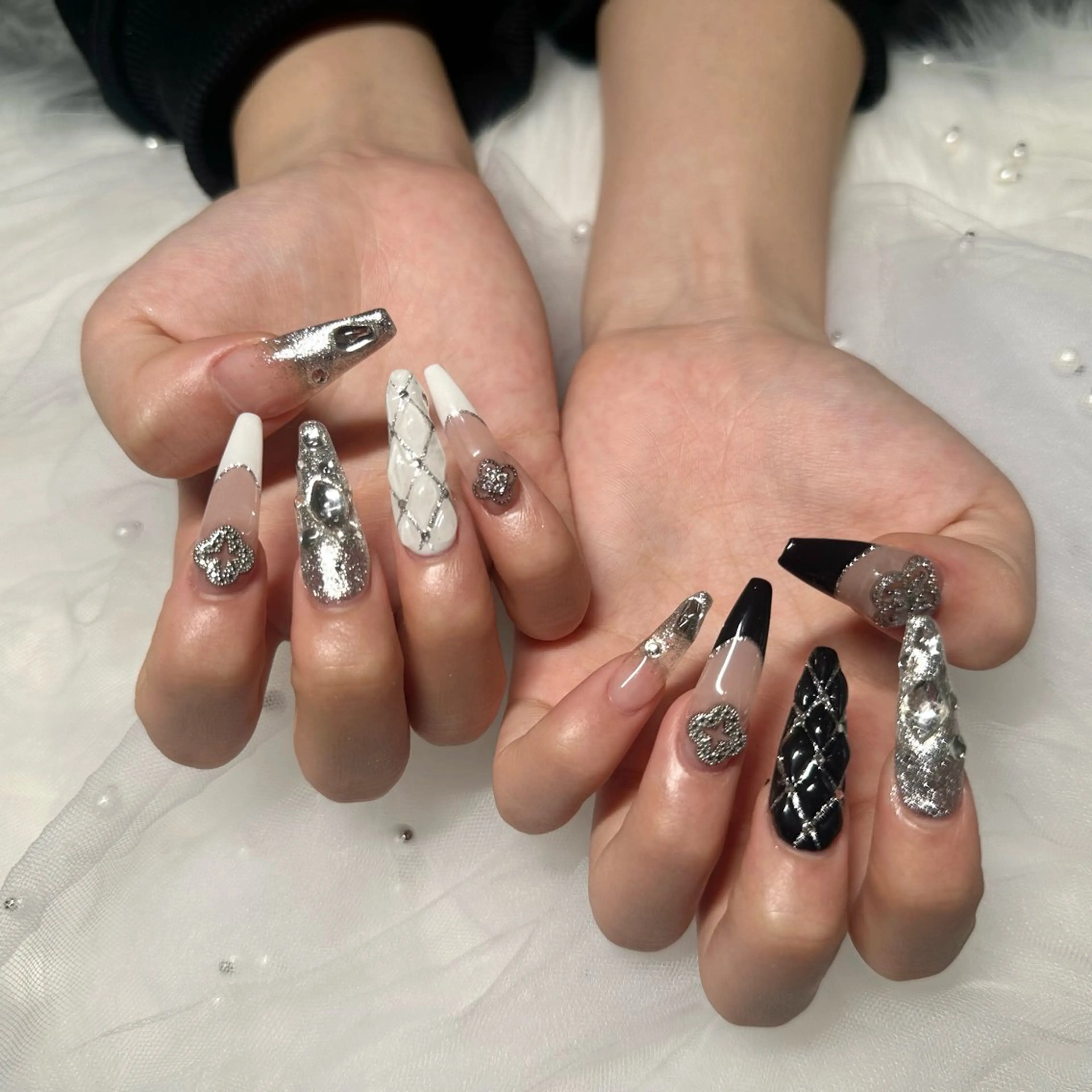 ネイル uni. Haruのネイルデザイン