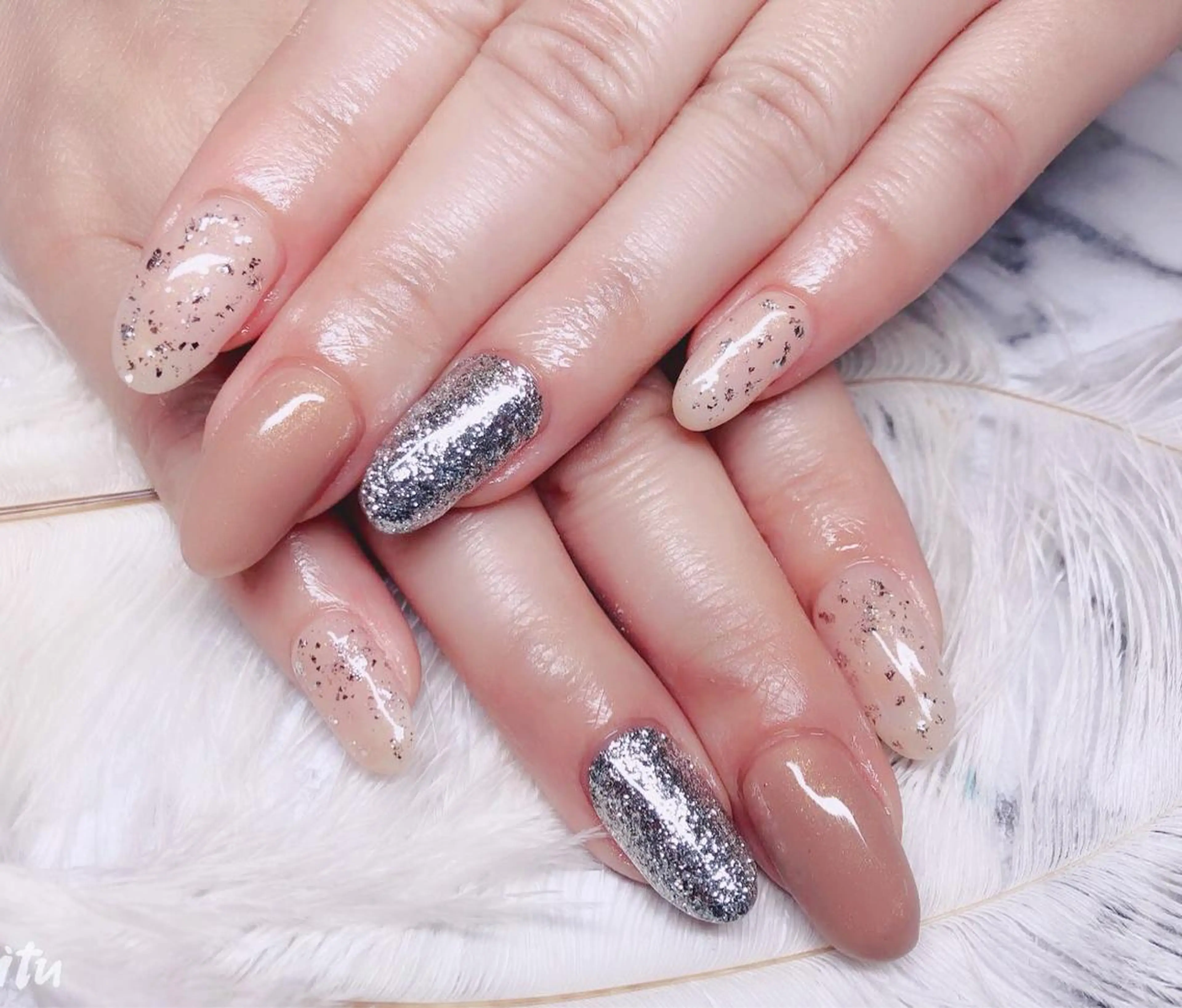 ネイル マジック ミラーのネイルデザイン