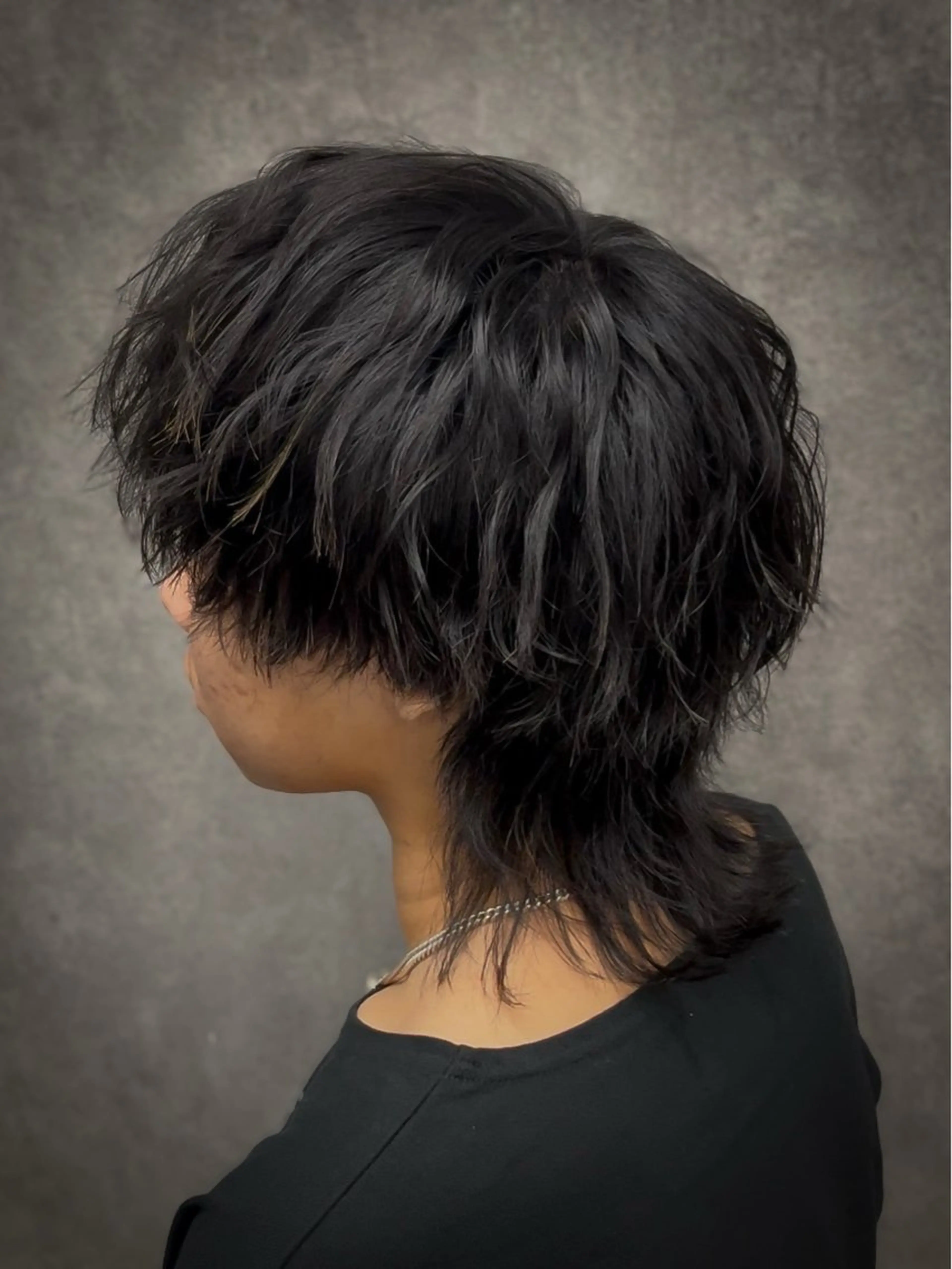 ミディアム パーマ メンズ ミディアムパーマ ダウンパーマ メンズパーマ メンズウルフカット ウルフカット カット パーマ メンズウルフ特化🐺 🔥長山耕大🔥のヘアスタイル