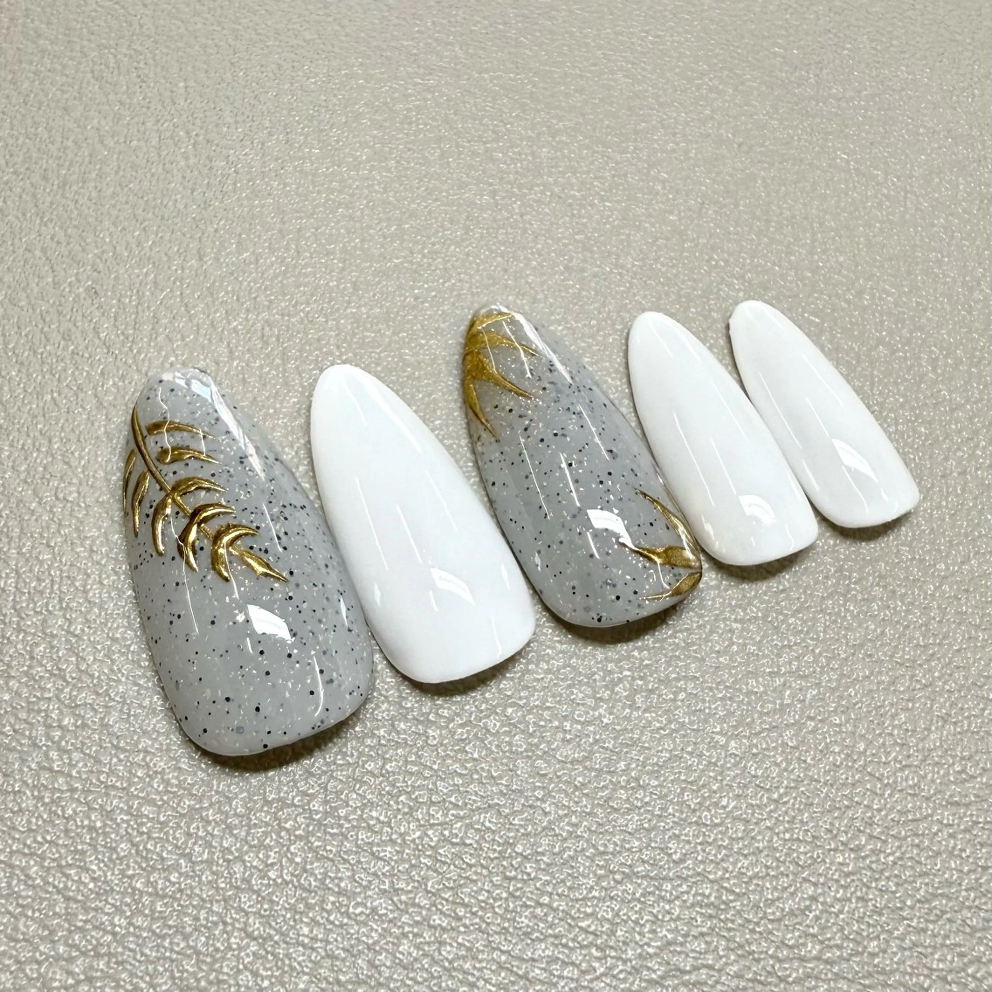 ネイル アートネイル ミラーネイル Amie NAILのネイルデザイン