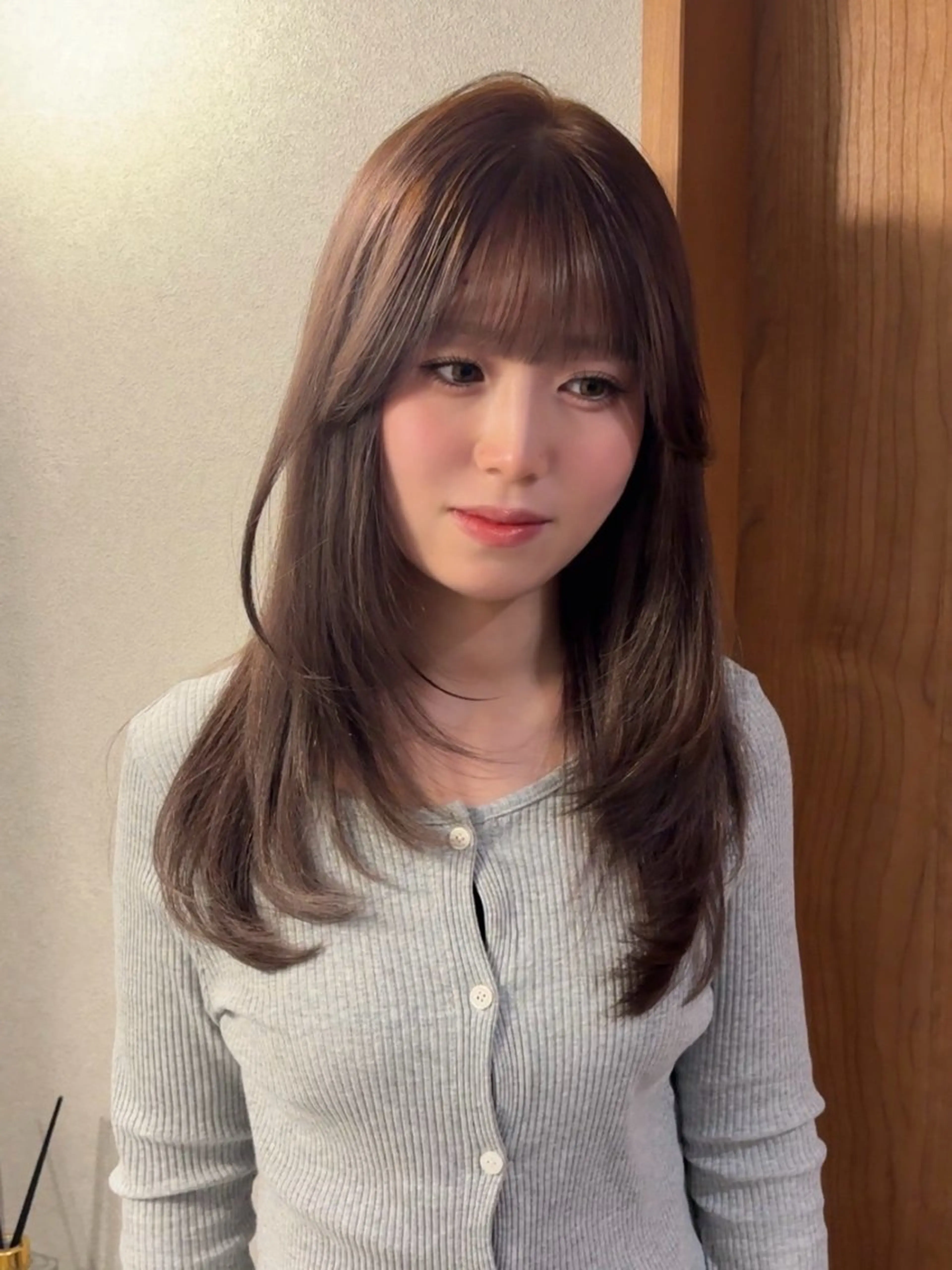 セミロング 楠田 美空のヘアスタイル