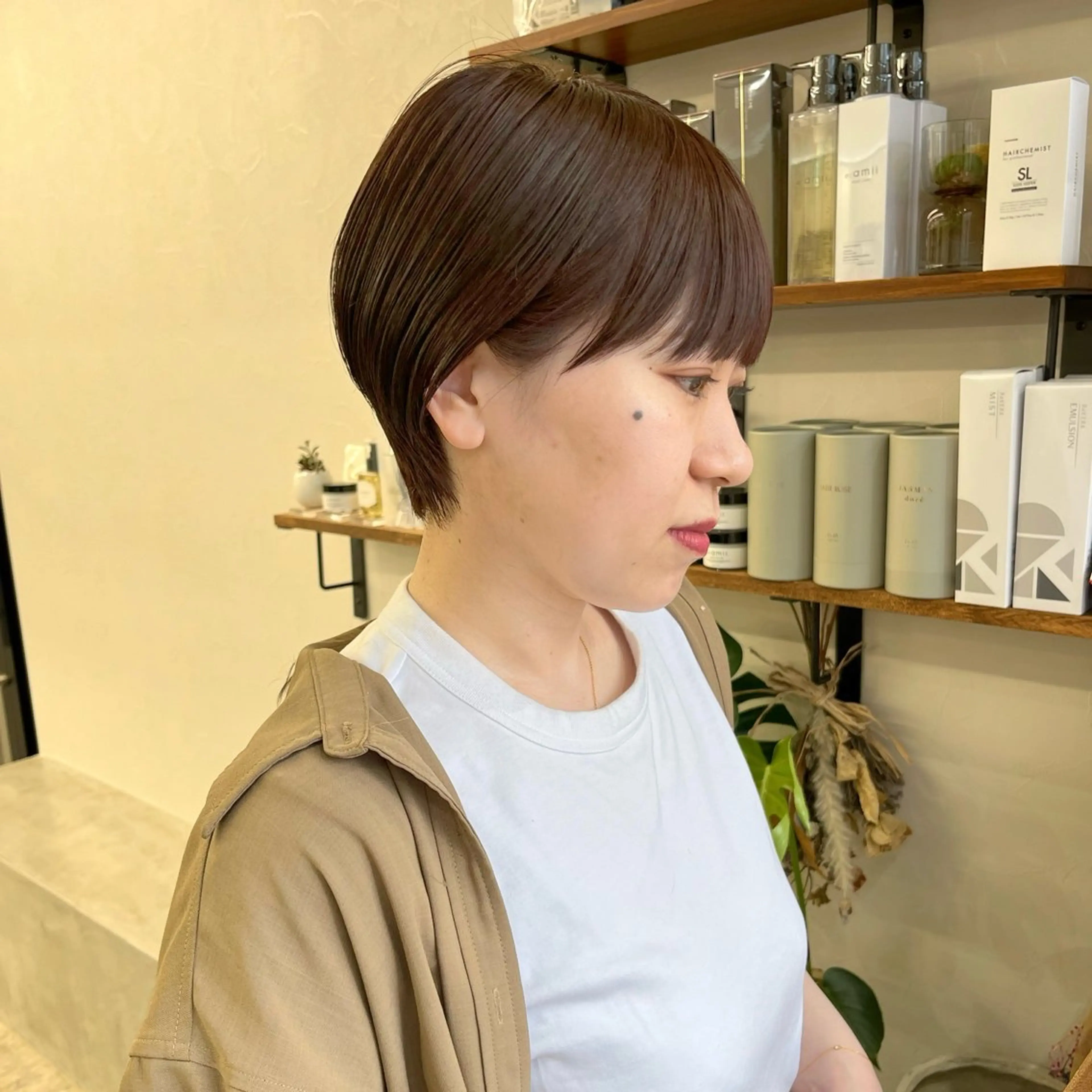 ショート カラー ブリーチ ブラウンカラー ブリーチなしカラー ボブ レイヤーカット カット ヘアカラー トリートメント 初めてのショート お任せください✂️のヘアスタイル