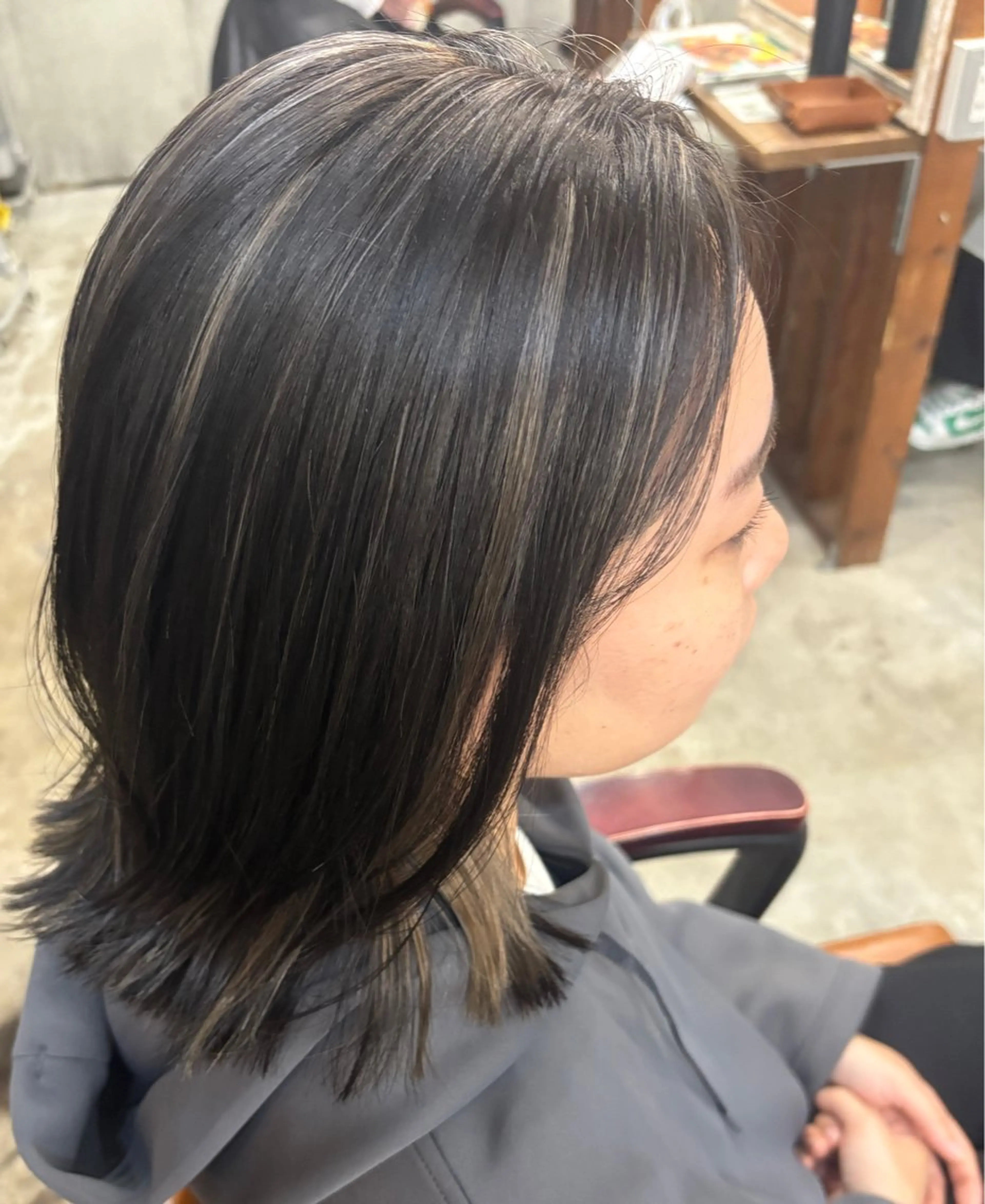 ミディアム ハイライト カット ヘアカラー Yukino/ 透明カラー🫧のヘアスタイル