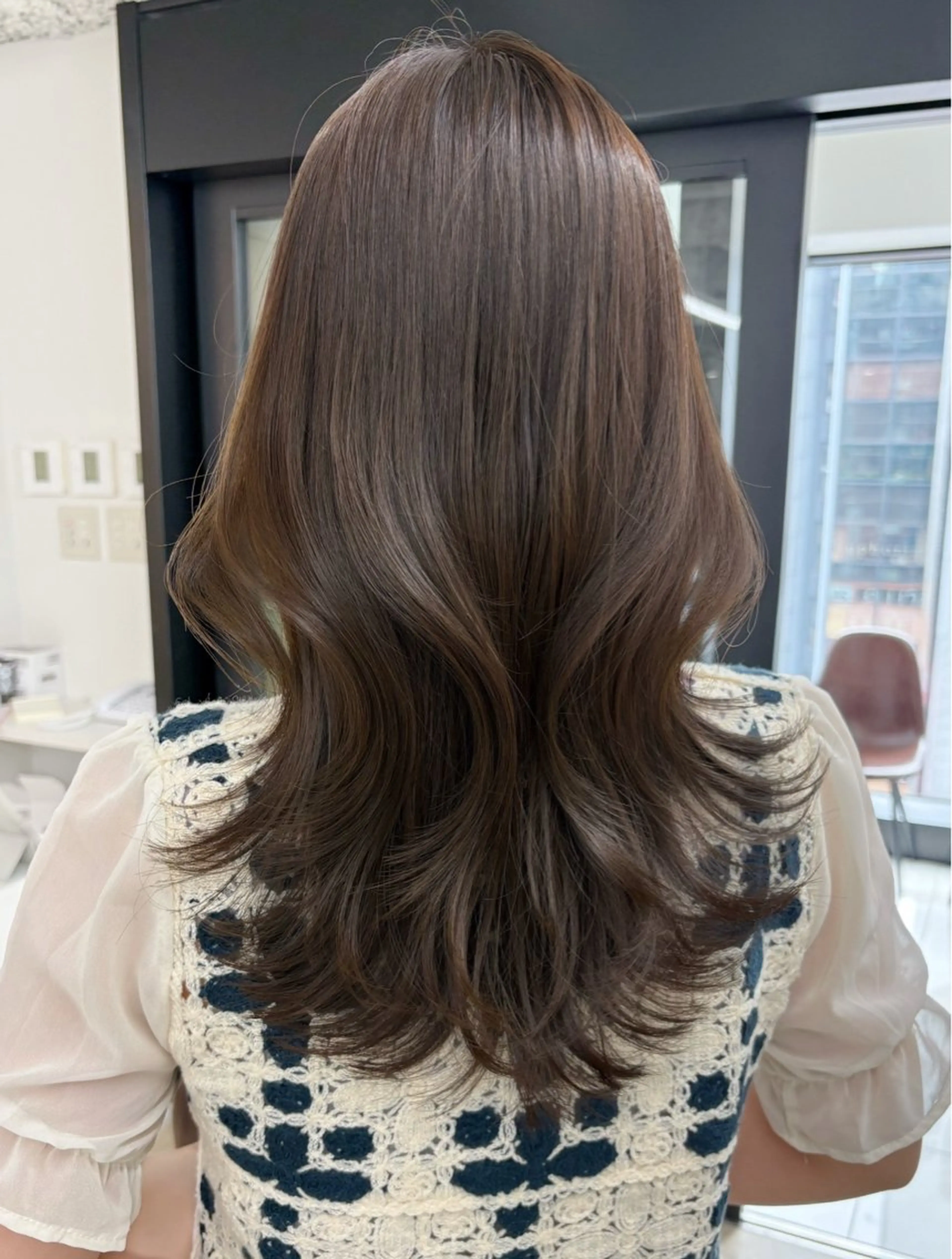 セミロング カラー カット ヘアカラー トリートメント ヘアセット 新宿/韓国ヘア/ 髪質改善ストレートのヘアスタイル