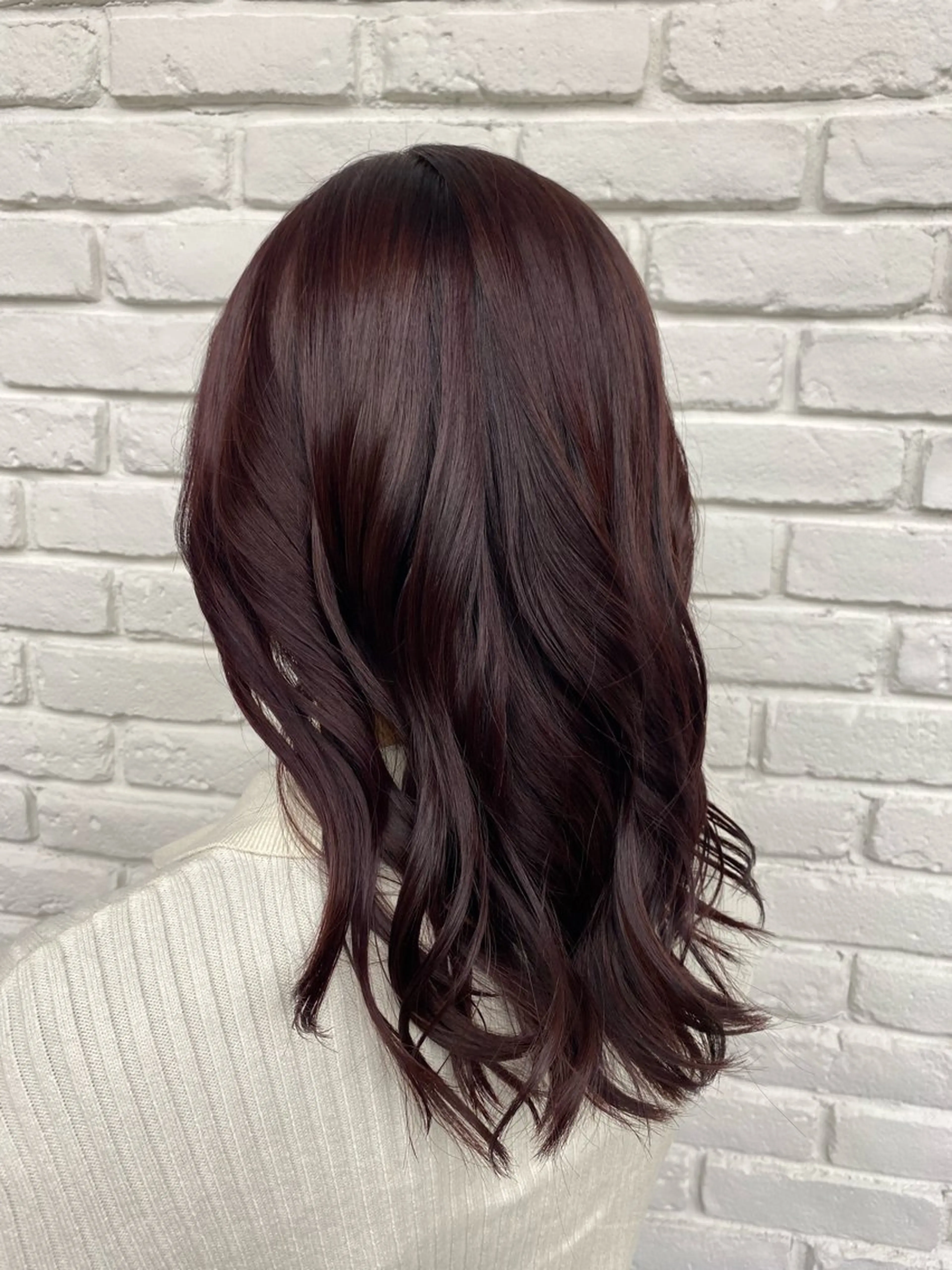 セミロング カラー ヘアアレンジ レッドカラー DIFINOaoyama所属・🎧ayaka/ボブ /透明感カラー🩵のヘアスタイル