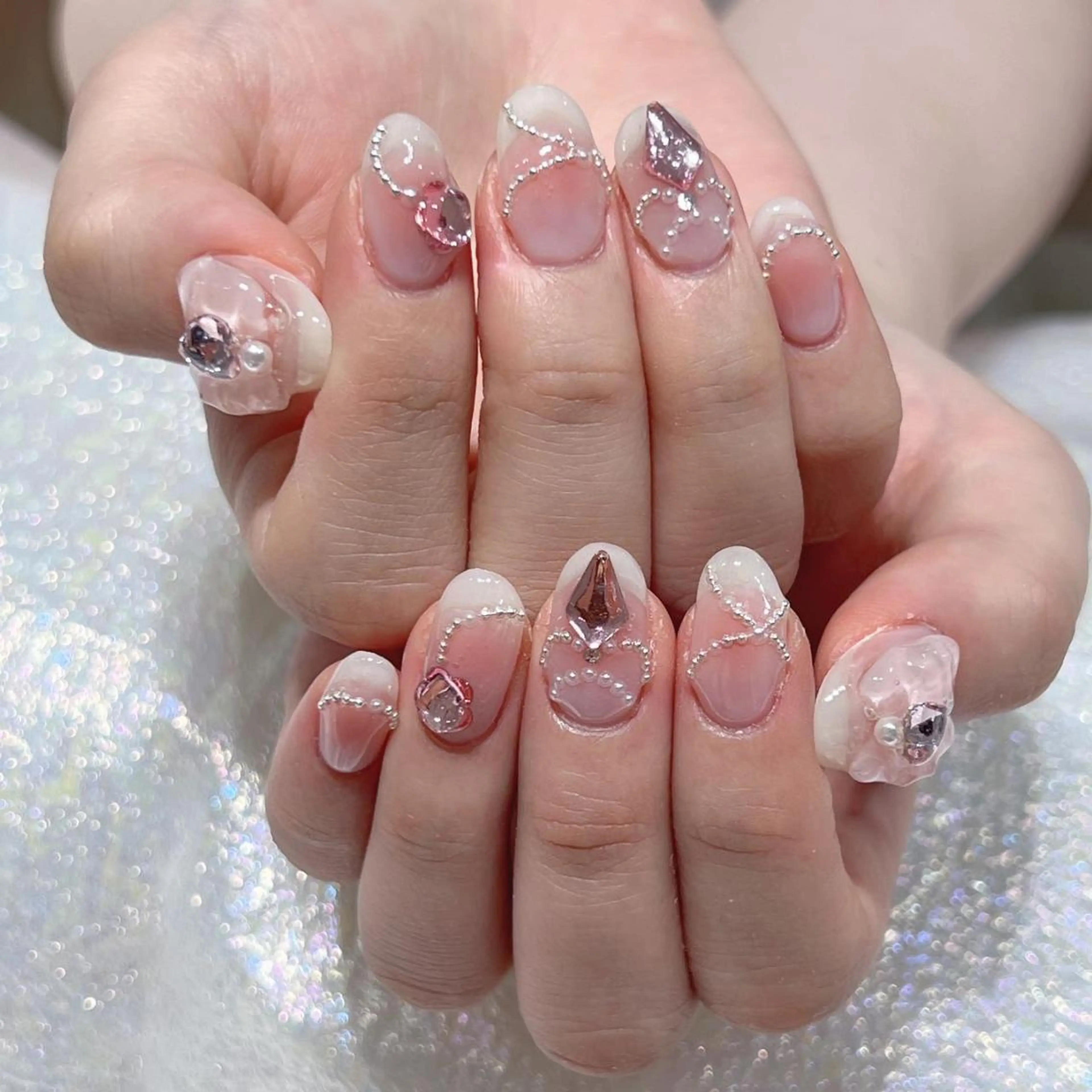 ネイル Queens ひなのネイルデザイン