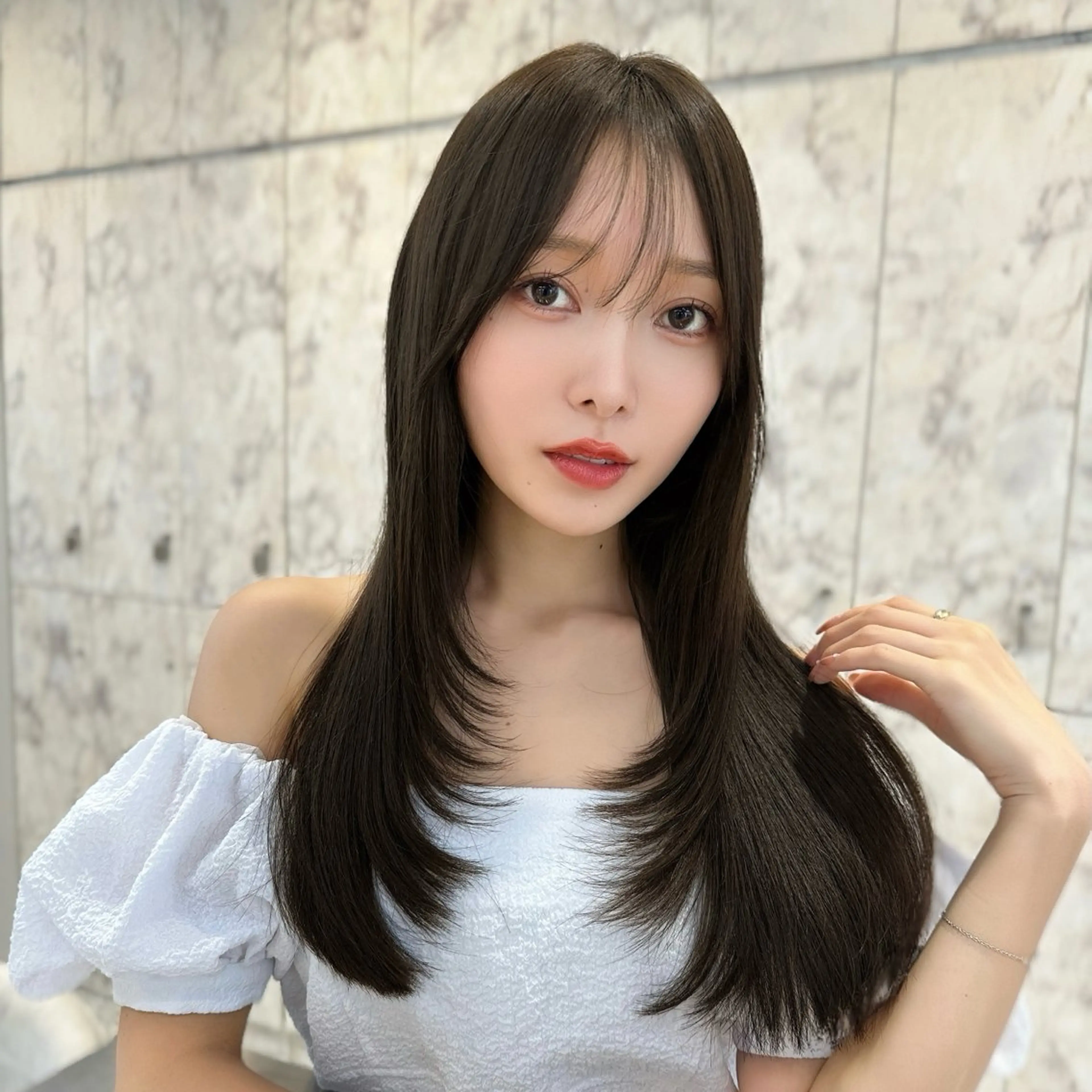 ロング カラー グレージュ 髪質改善 韓国風ヘア カット ヘアカラー トリートメント ヘッドスパ 髪質改善/韓国ヘア レイヤー/新宿/ロミのヘアスタイル