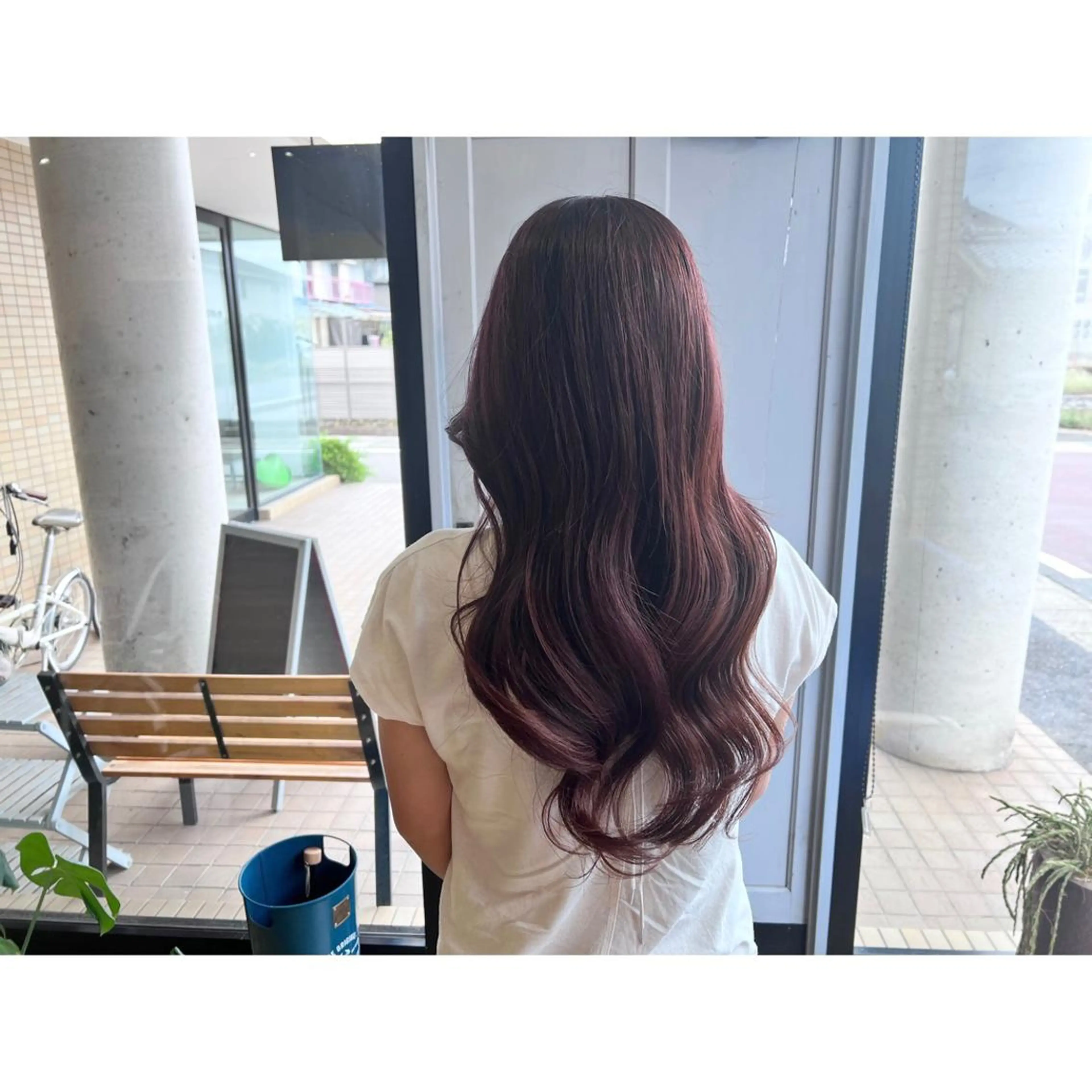 ロング カラー ピンクカラー バイオレットカラー ヘアカラー トリートメント ツキダテ ユイのヘアスタイル