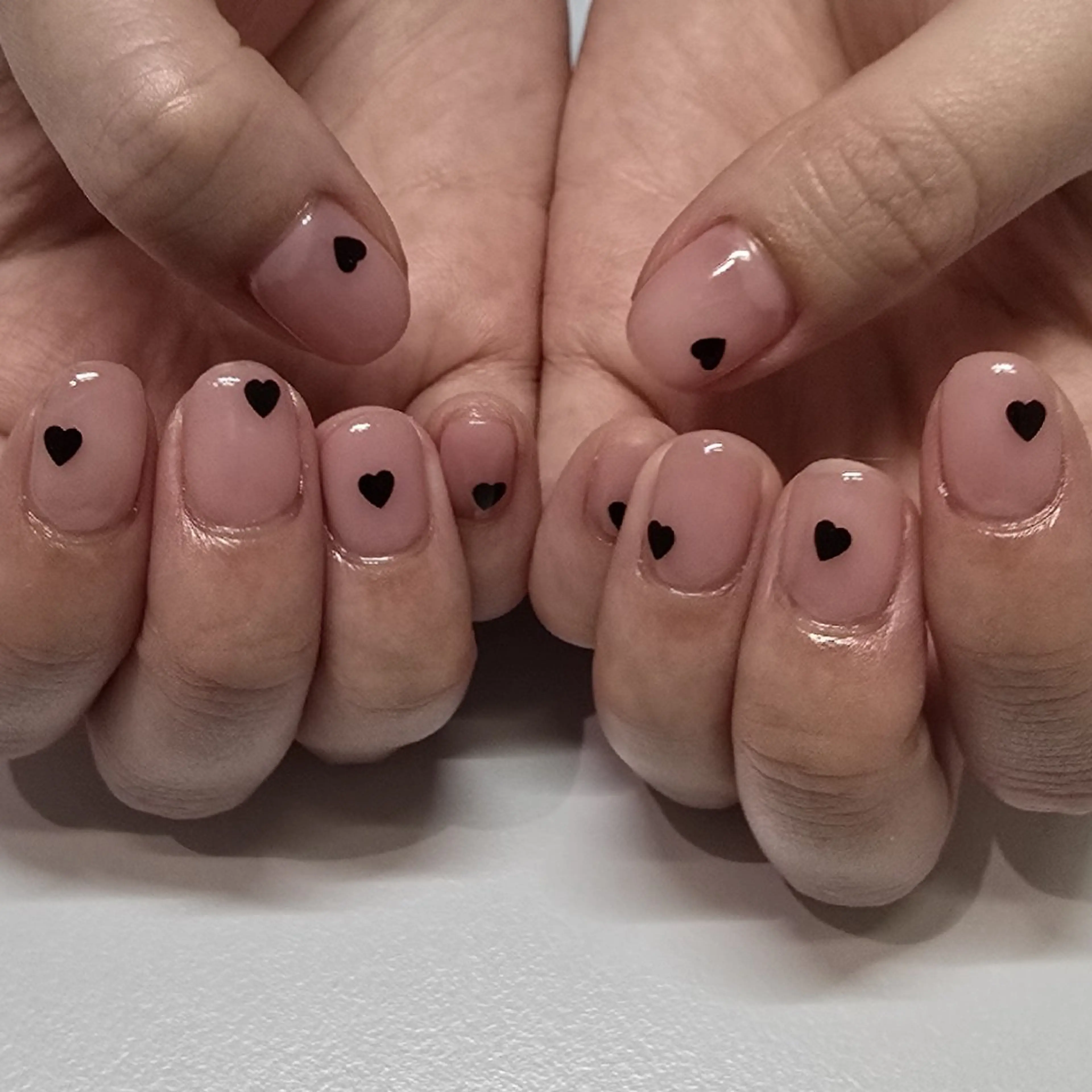 ネイル ピンク 春ネイル gotoday新宿店所属・鈴木 ゆいのネイルデザイン