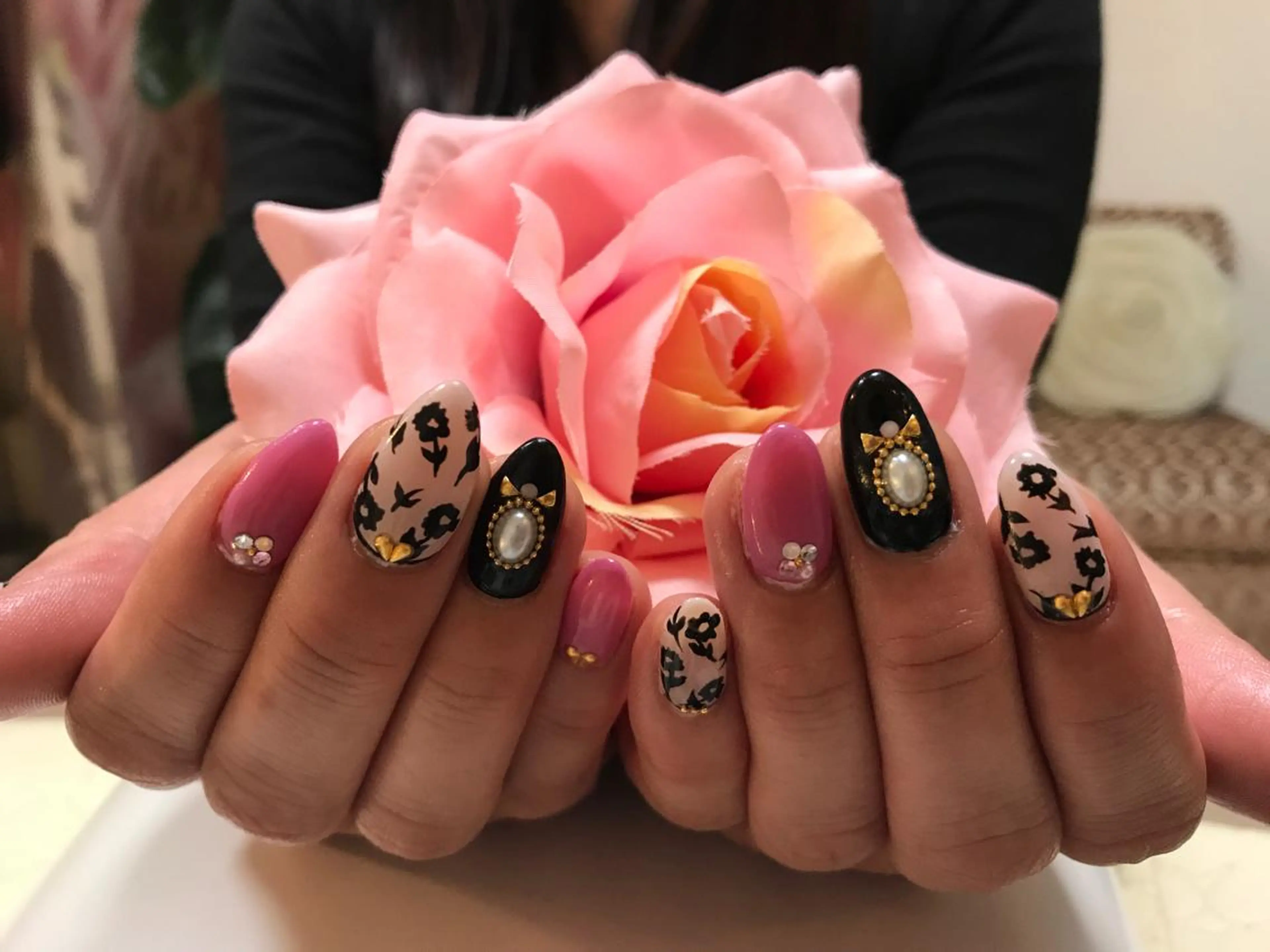 ネイル ♡ビジュール♡ NAIL &まつ毛のマツエク・マツパデザイン