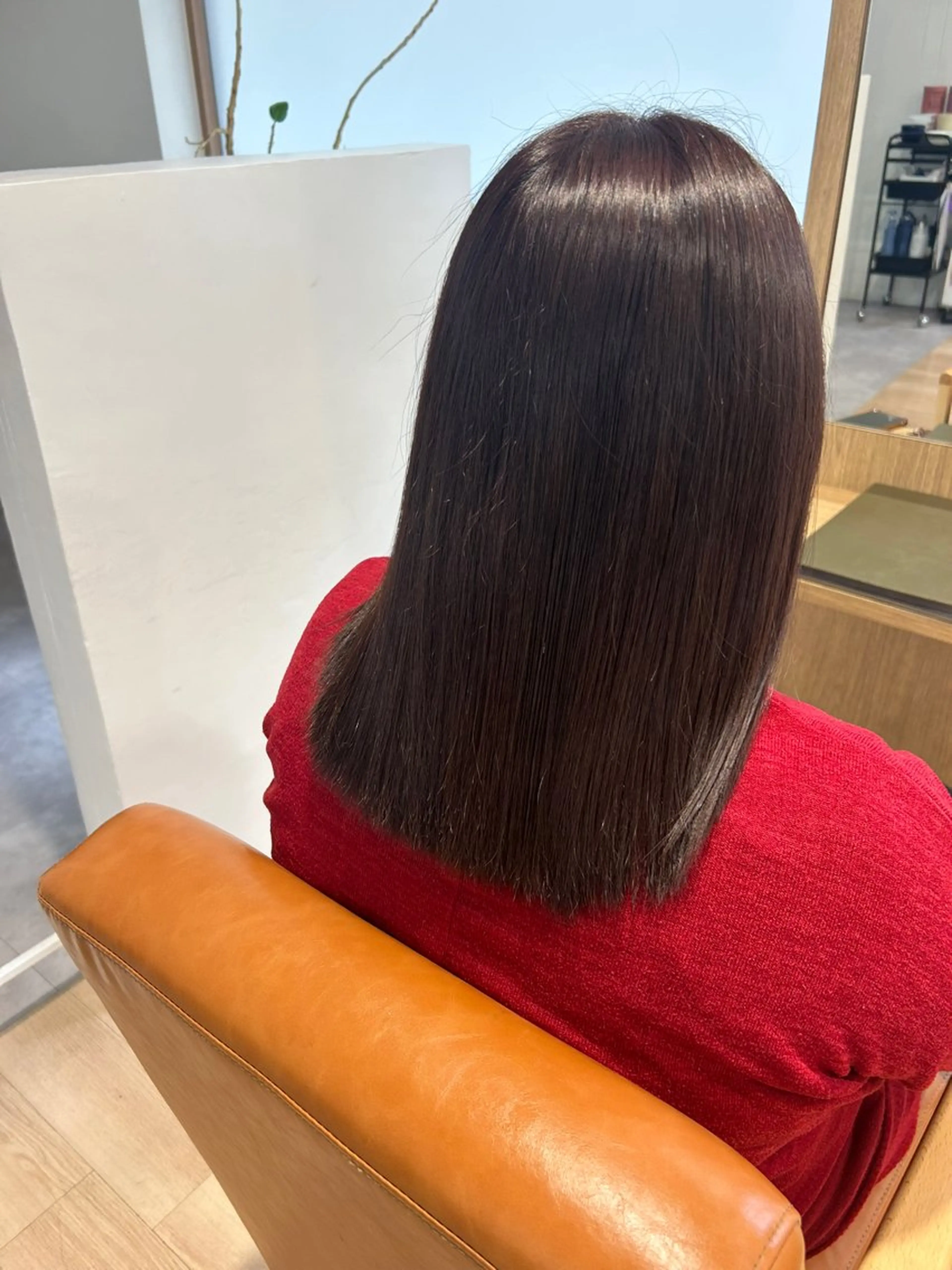 ミディアム 【金山】カット モデル/小西 サラのヘアスタイル