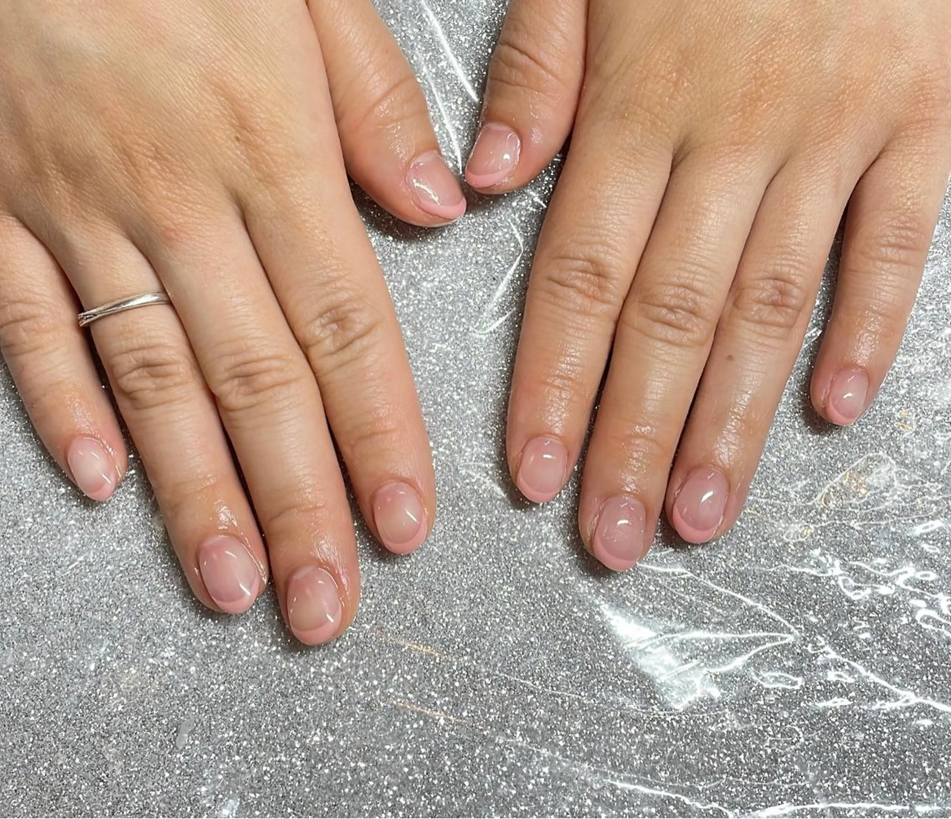 ネイル ハンドネイル VIERU 🌈🎀💖のネイルデザイン