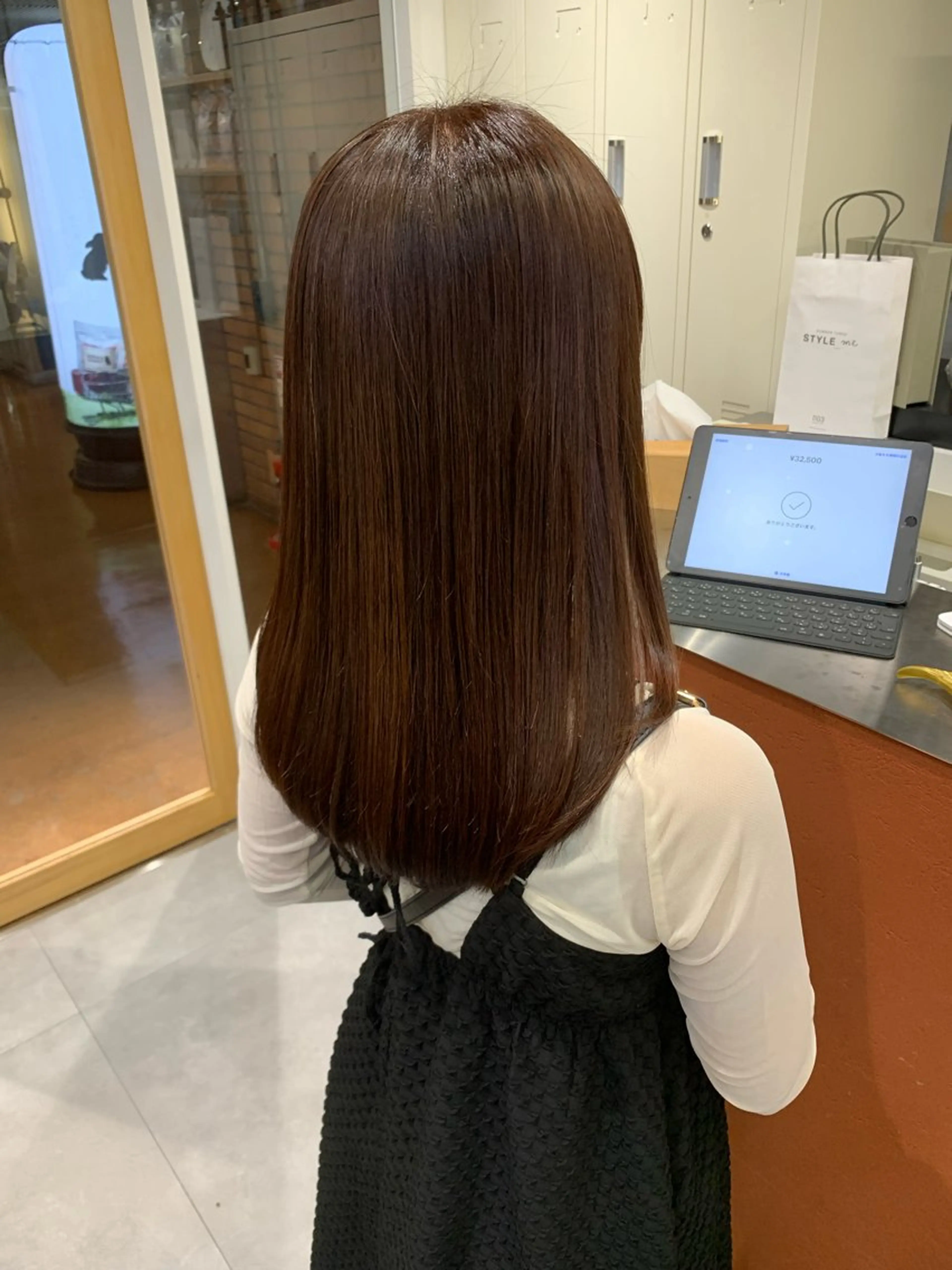 セミロング 縮毛矯正 トリートメント オクミヅキ /髪質改善/梅田🫧のヘアスタイル