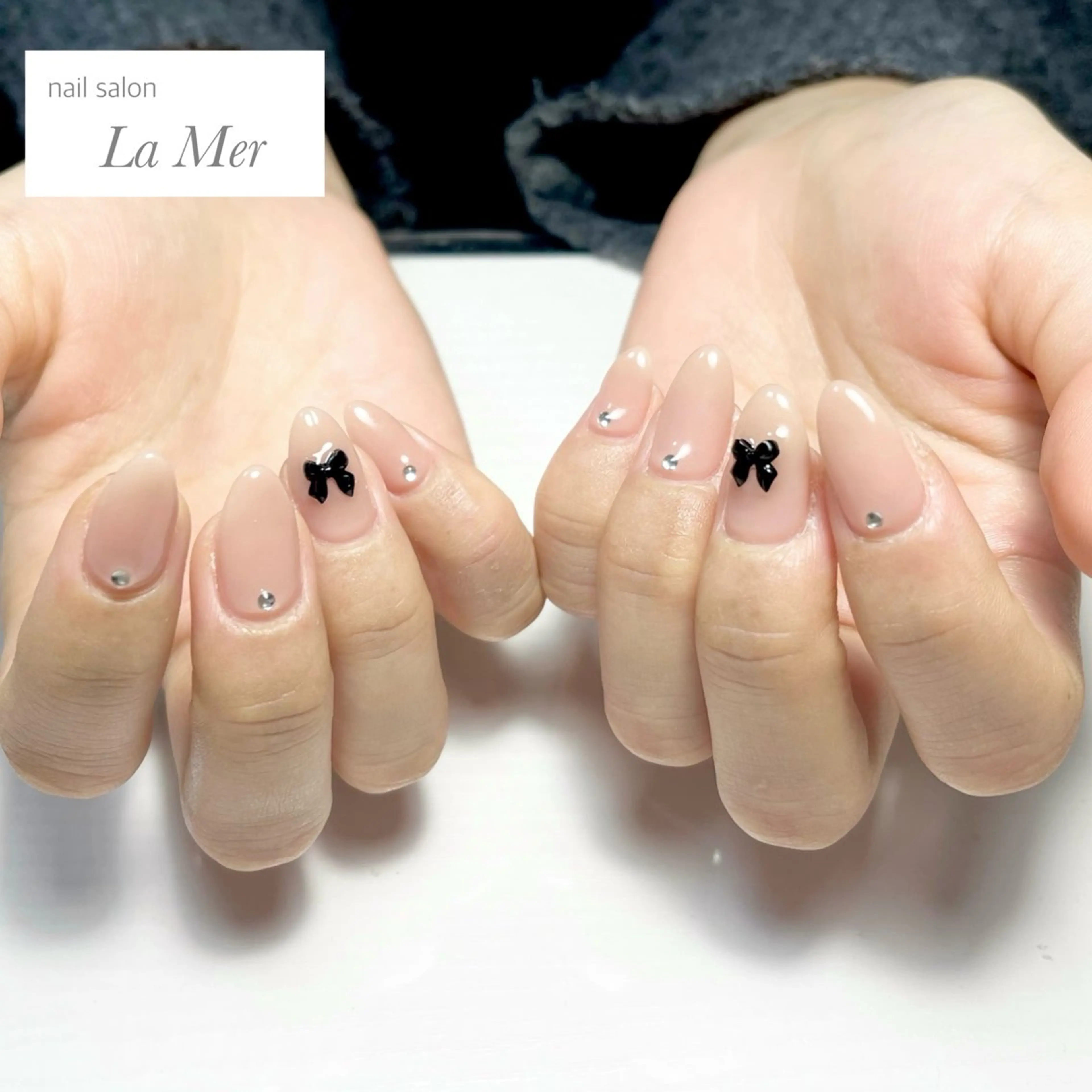 ネイル ジェルネイル 韓国ネイル オフィスネイル ワンカラーネイル リボン nailsalon La Merのネイルデザイン