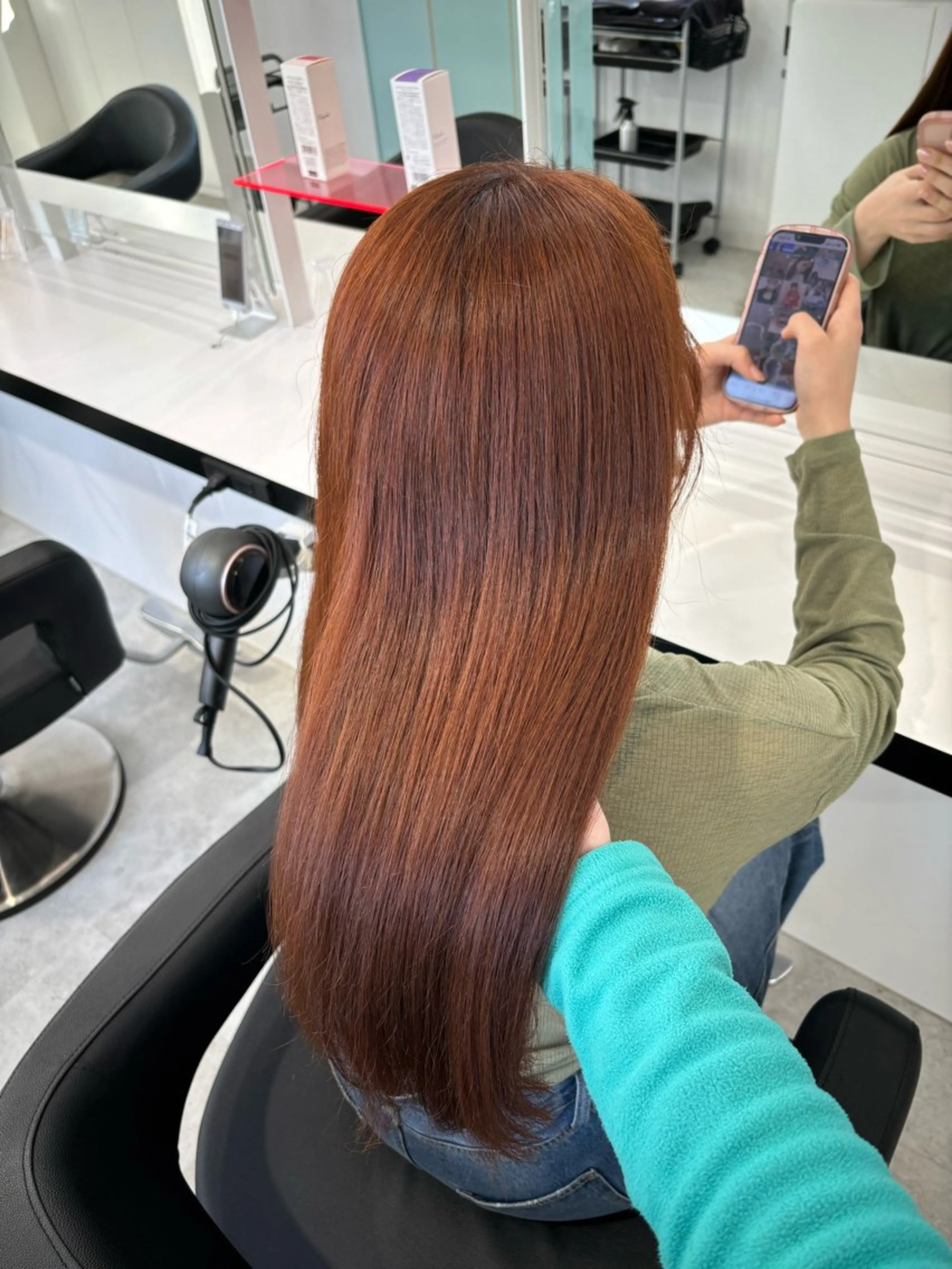 カラー ヘアカラー Wカラー/暖色/べ ージュりく©︎🐝のヘアスタイル